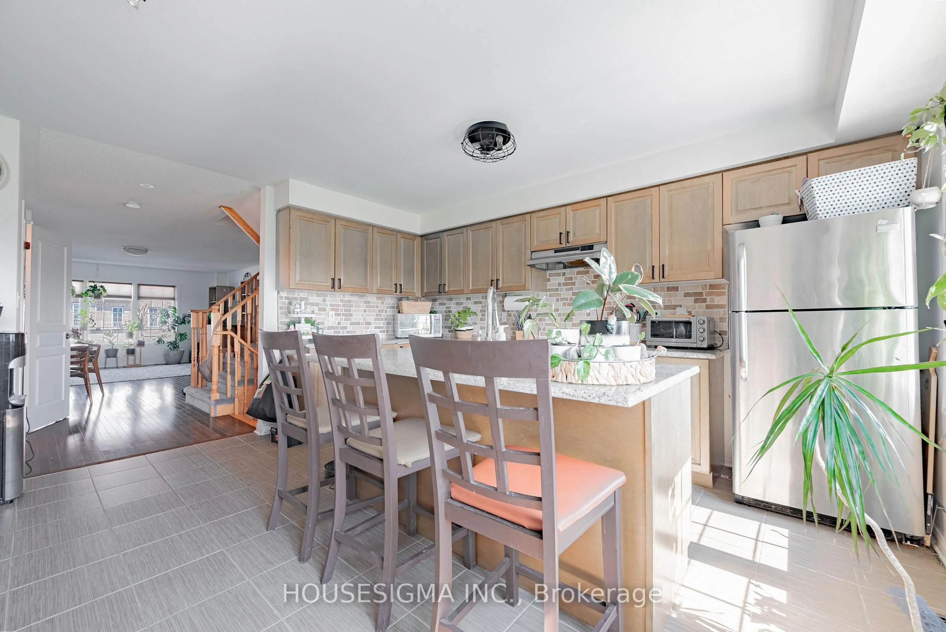 Open concept kitchen, ceramic/tile floor for 6 Benjamin Way, Whitby Ontario L1N 0K5