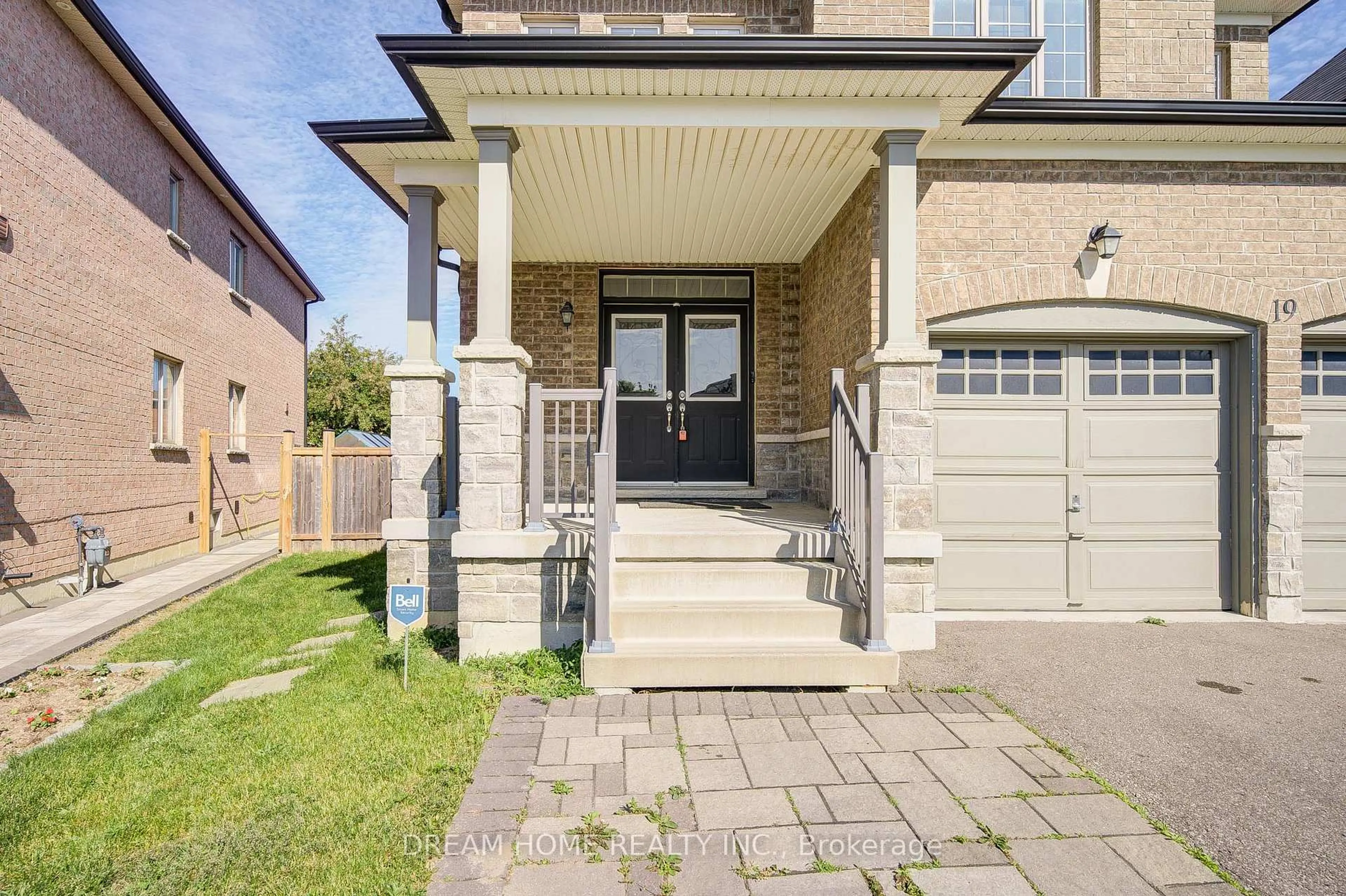 Home with brick exterior material, street for 19 Serenity Crt, Toronto Ontario M1V 0E6