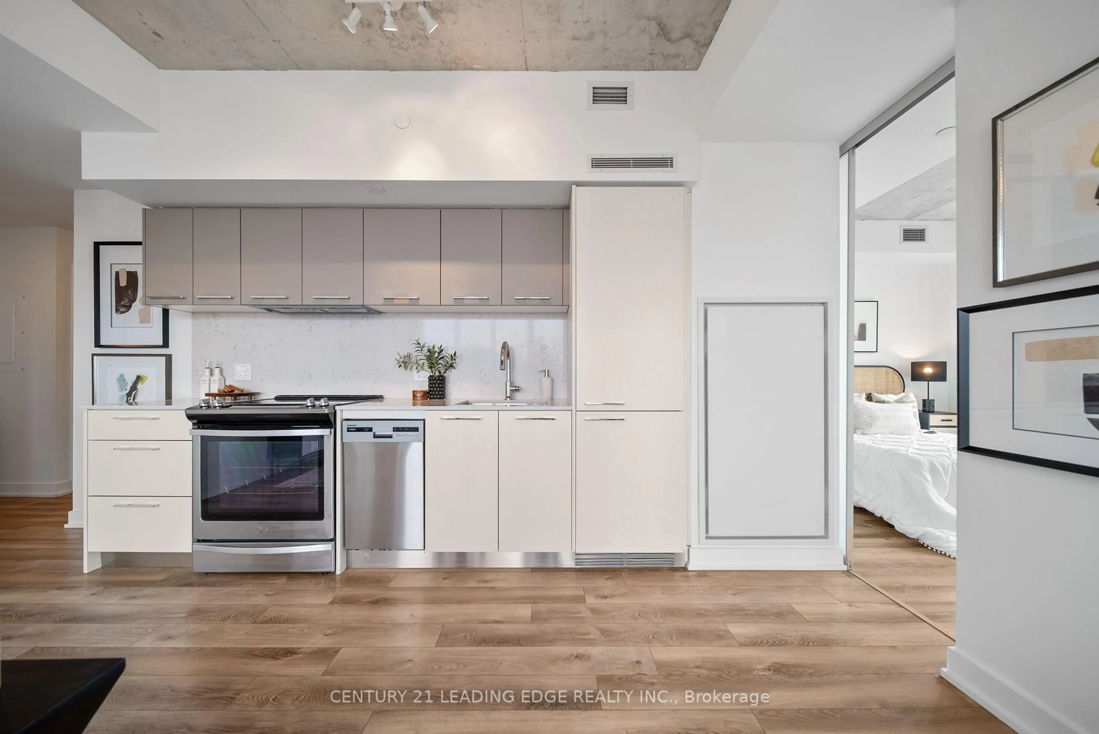 Open concept kitchen, unknown for 15 BASEBALL Pl #1107, Toronto Ontario M4M 0E6