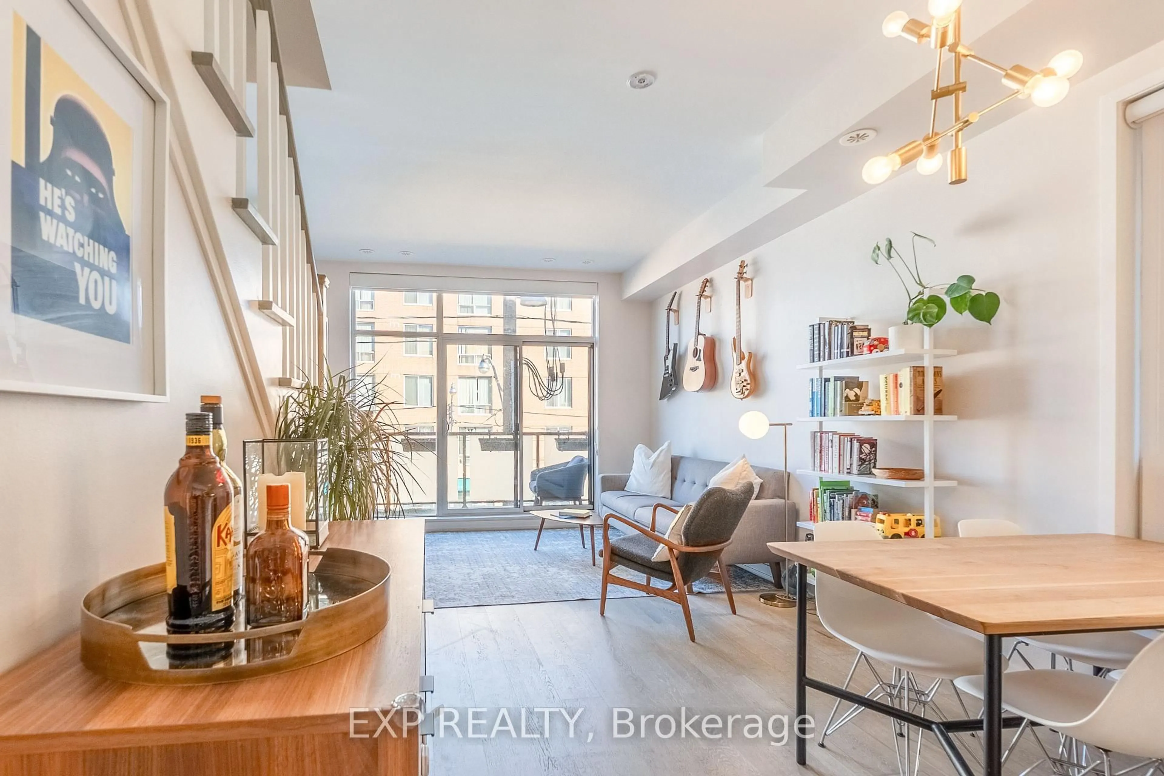 Unknown for 1321 Gerrard St #8, Toronto Ontario M4L 1Y8