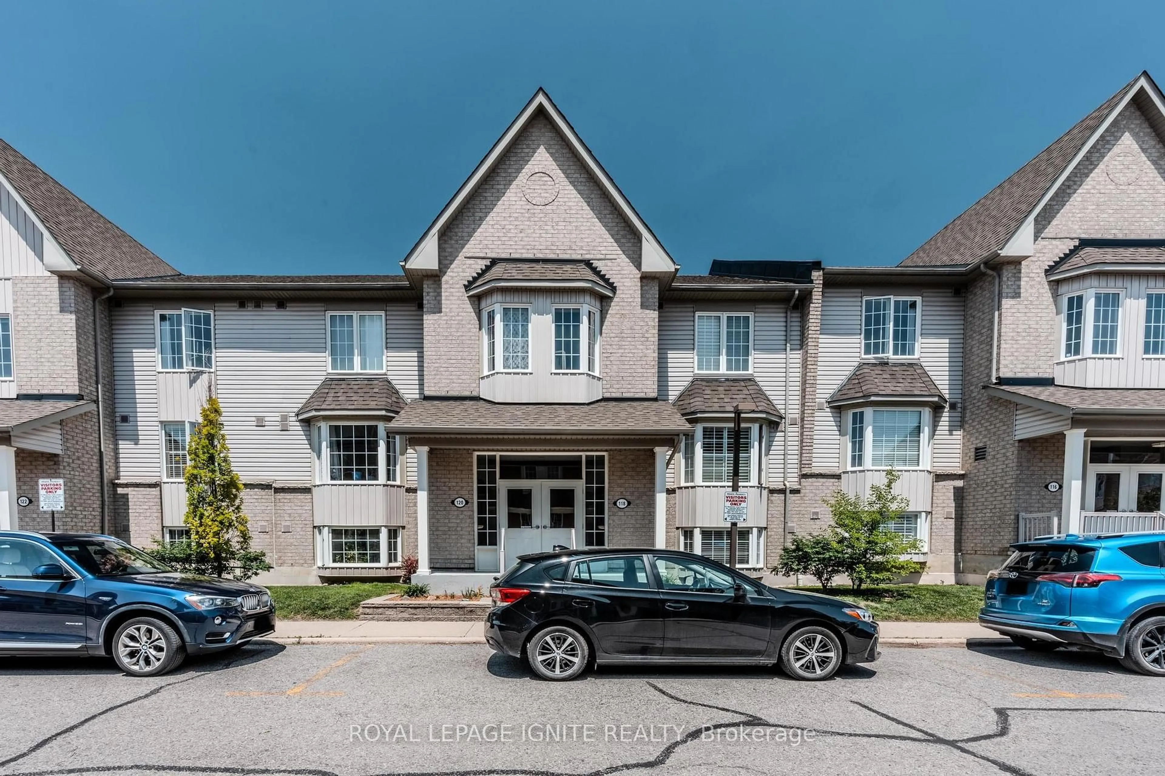 Unknown for 120 Petra Way #3, Whitby Ontario L1R 0A2