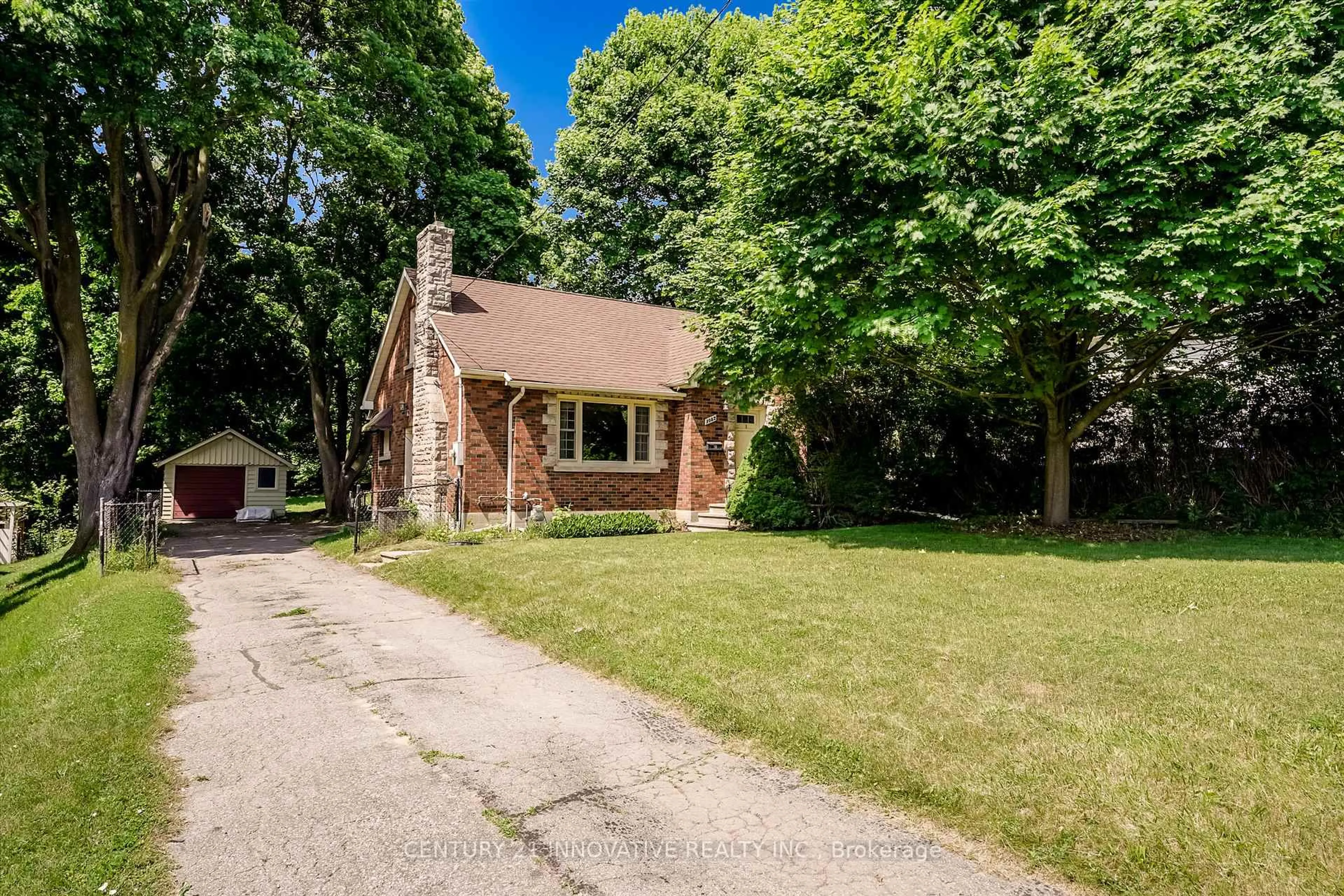 Unknown for 1052 King St, Oshawa Ontario L1H 1H5