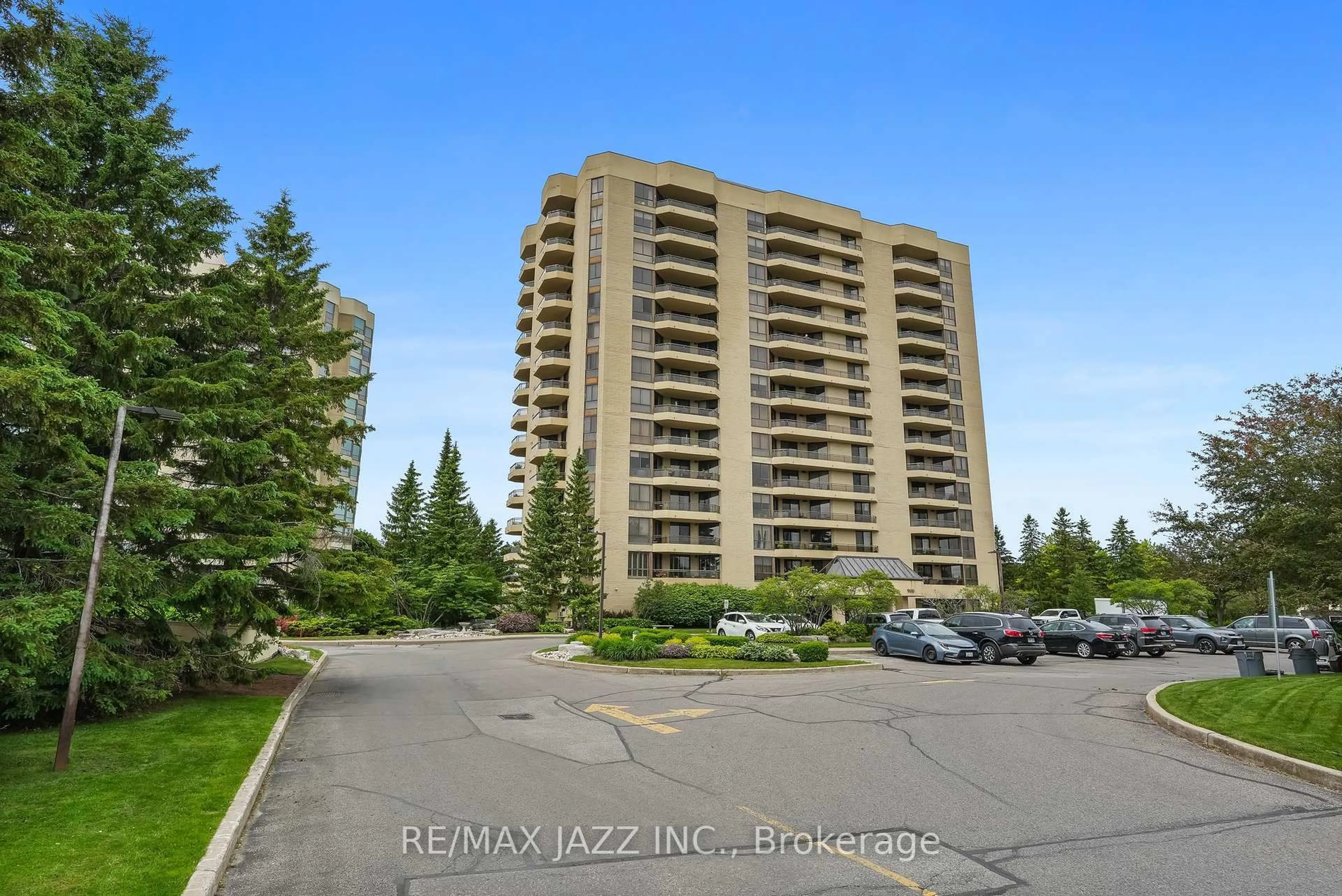 A pic from outside/outdoor area/front of a property/back of a property/a pic from drone, unknown for 900 Wilson Rd #404, Oshawa Ontario L1G 7T2