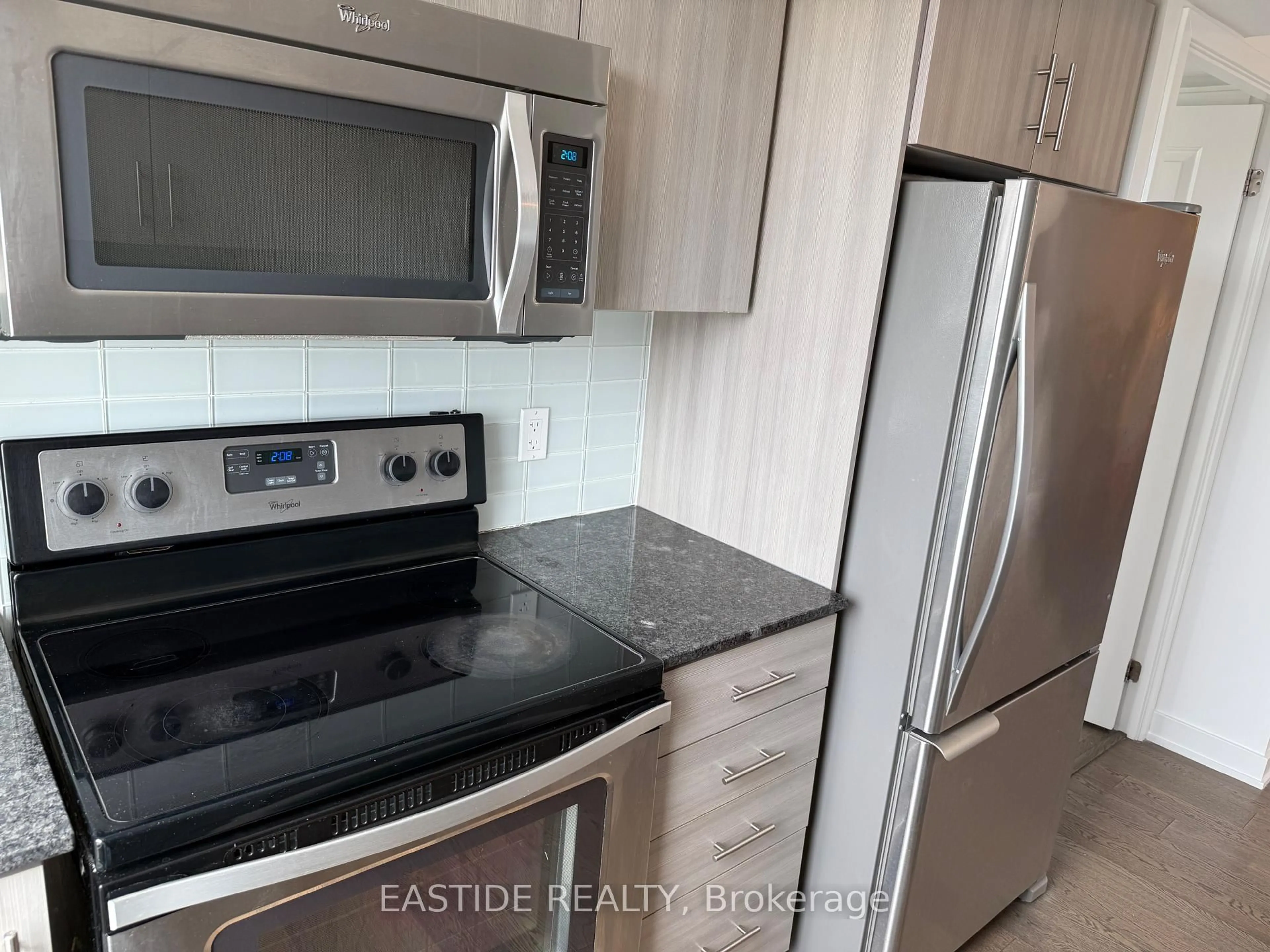 Standard kitchen, unknown for 185 Bonis Ave #1306, Toronto Ontario M1T 3W6