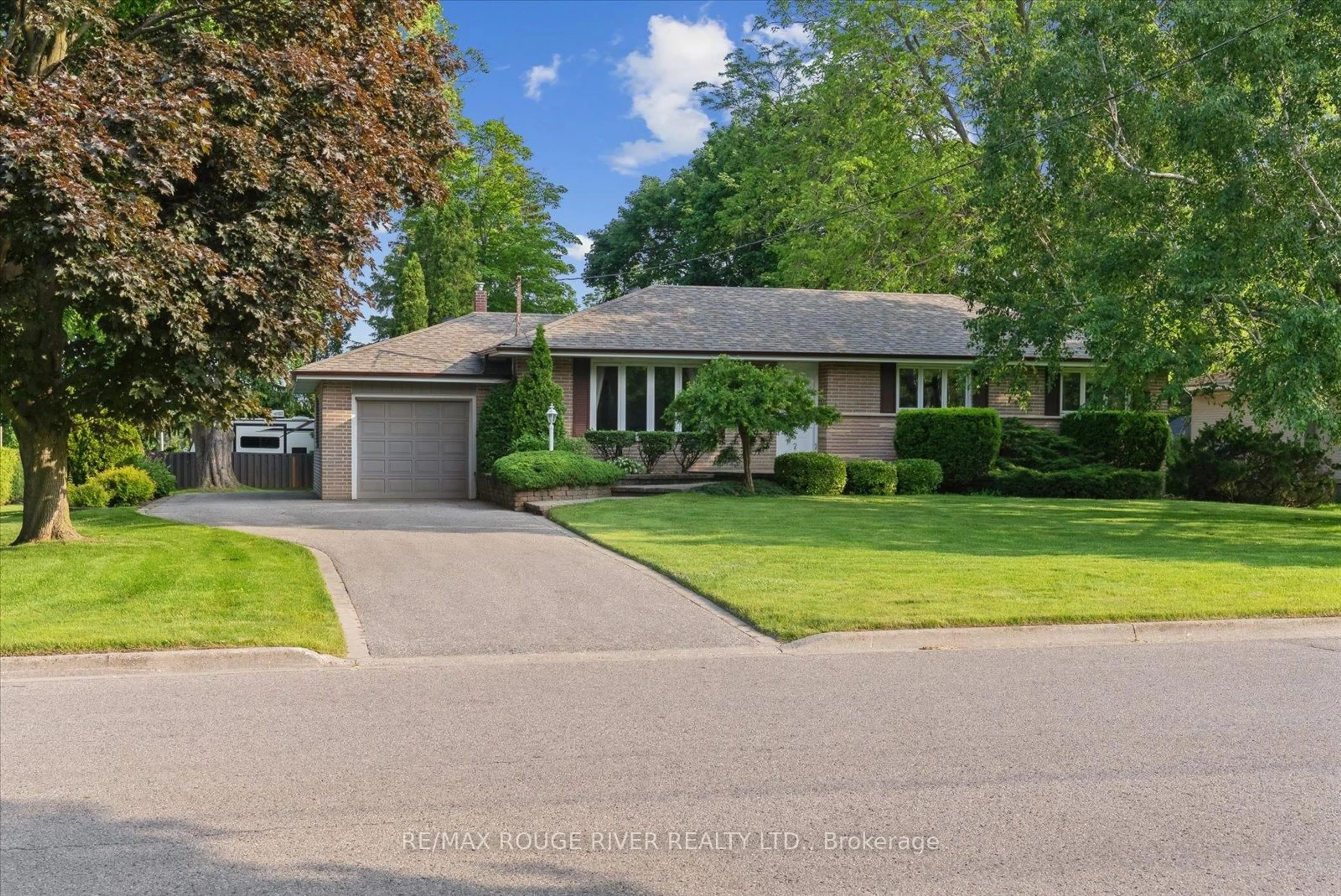 Home with brick exterior material, street for 15 Westwood Dr, Whitby Ontario L1N 3N8