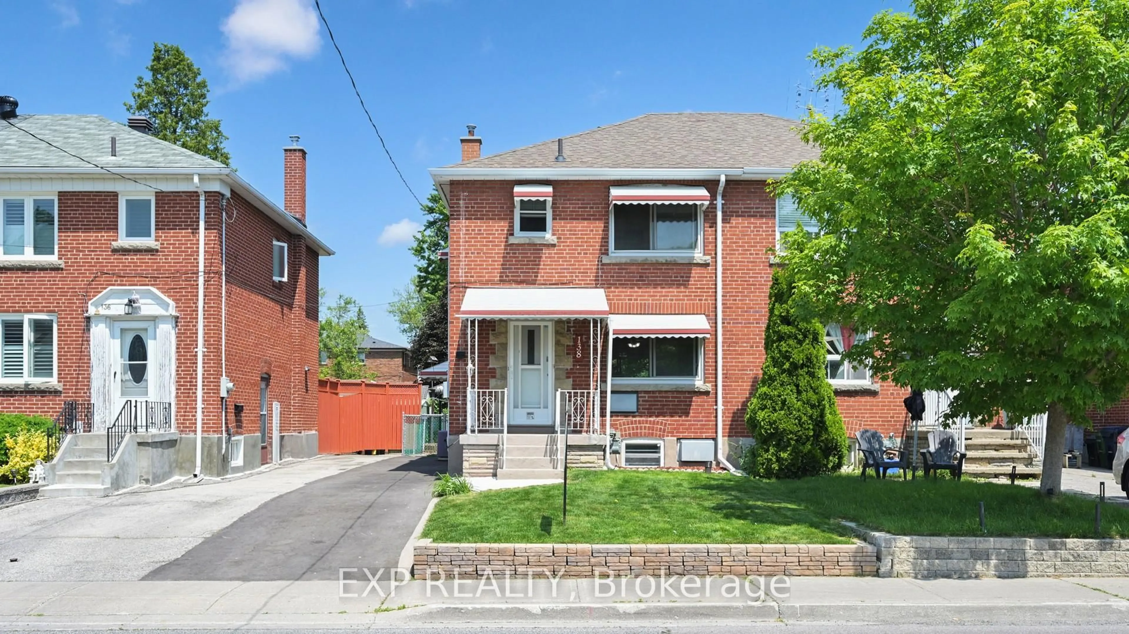 Home with brick exterior material, street for 138 Park St, Toronto Ontario M1N 2P5