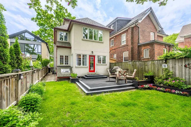Primary image of 28 Benlamond Ave