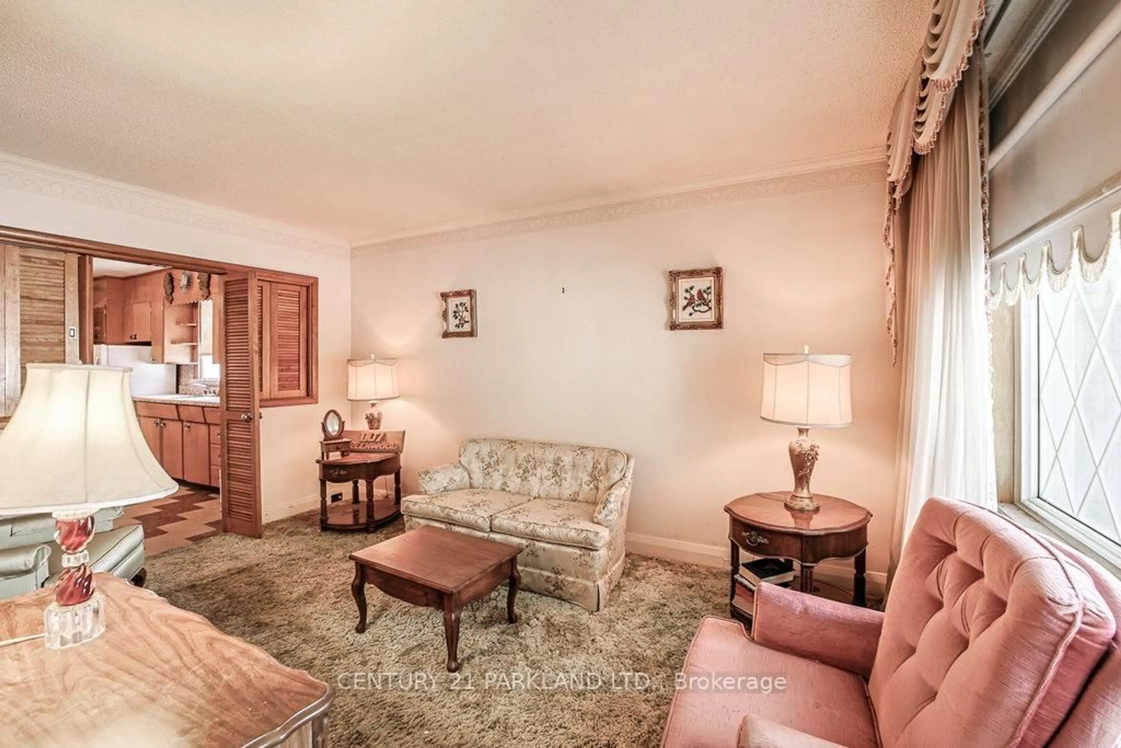 Living room with furniture, unknown for 1107 Greenwood Ave, Toronto Ontario M4J 4E5