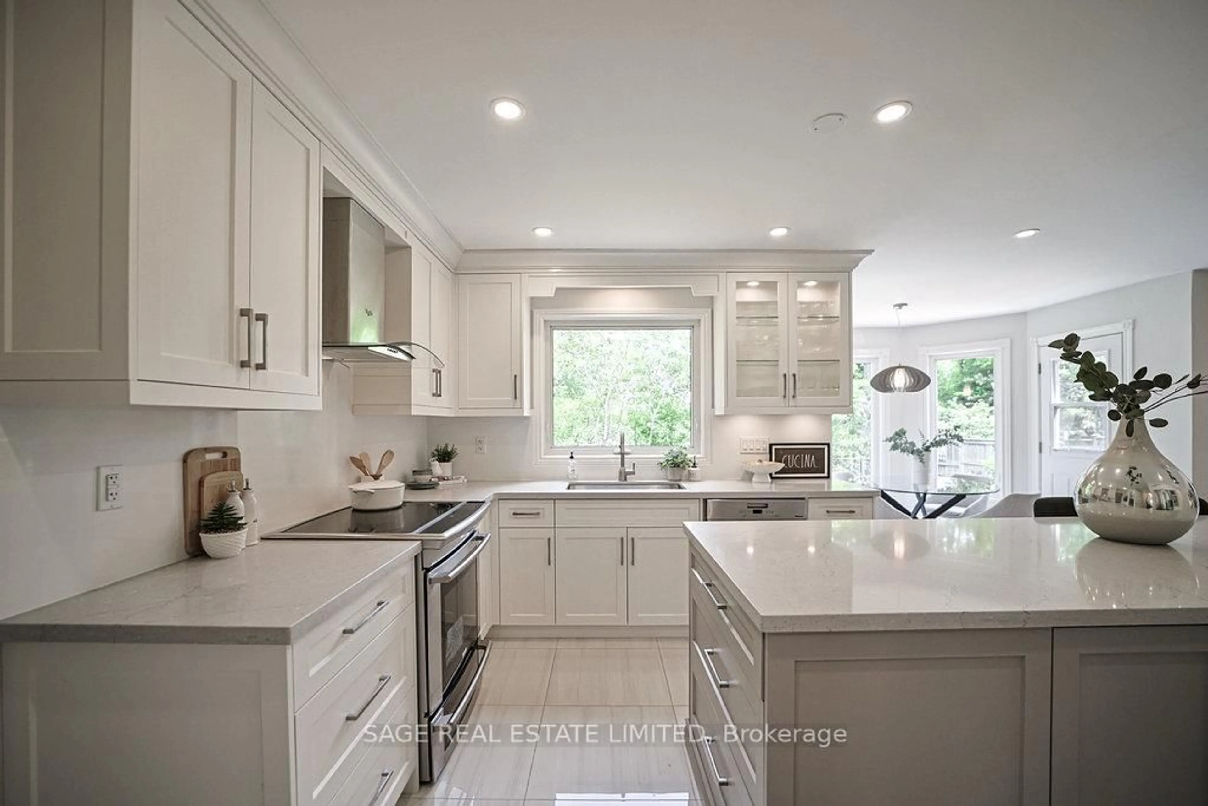 Contemporary kitchen, ceramic/tile floor for 32 Royal Rouge Tr, Toronto Ontario M1B 4T8