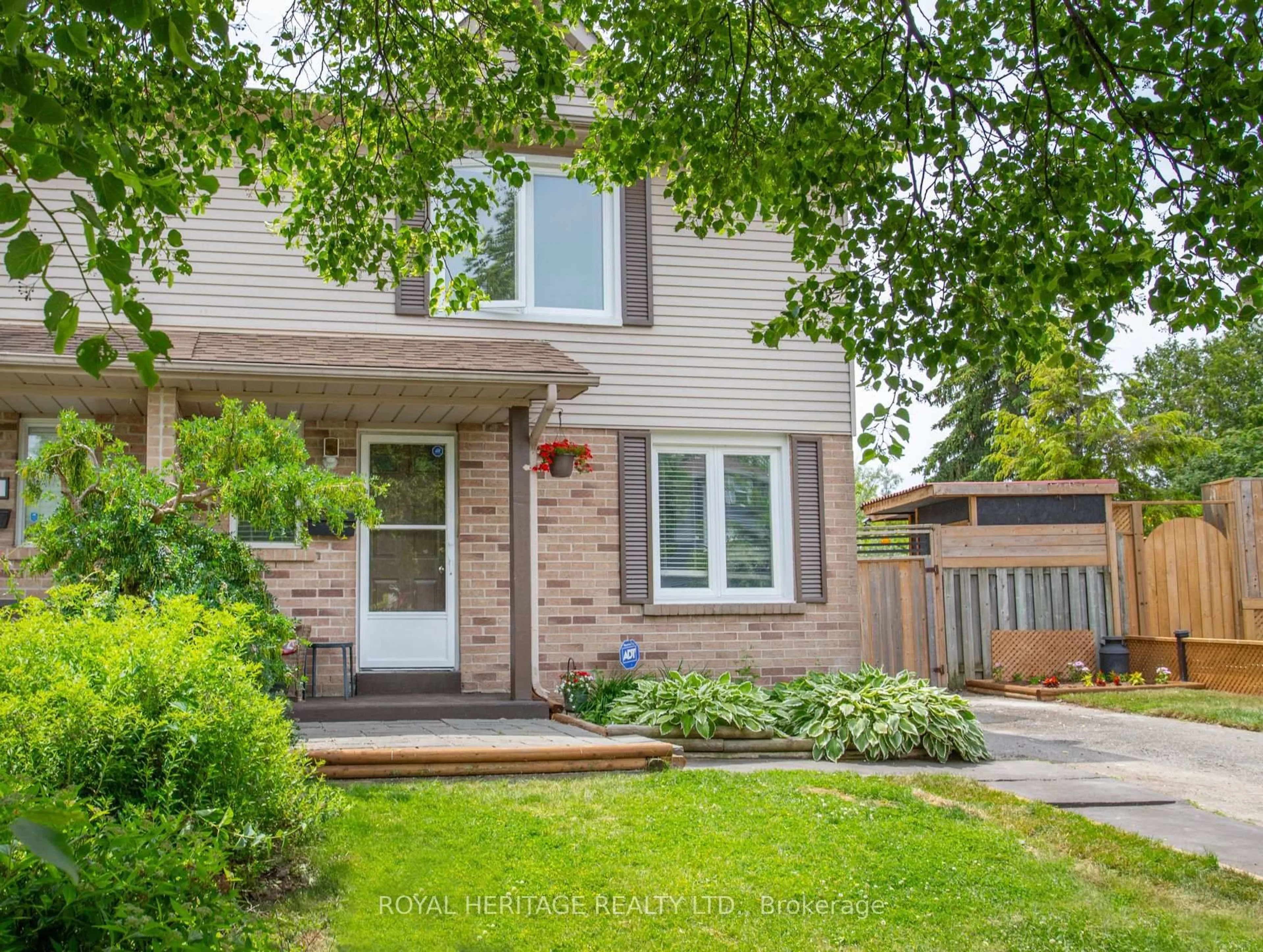 Home with brick exterior material, street for 621 Cobblehill Dr, Oshawa Ontario L1K 1Y6