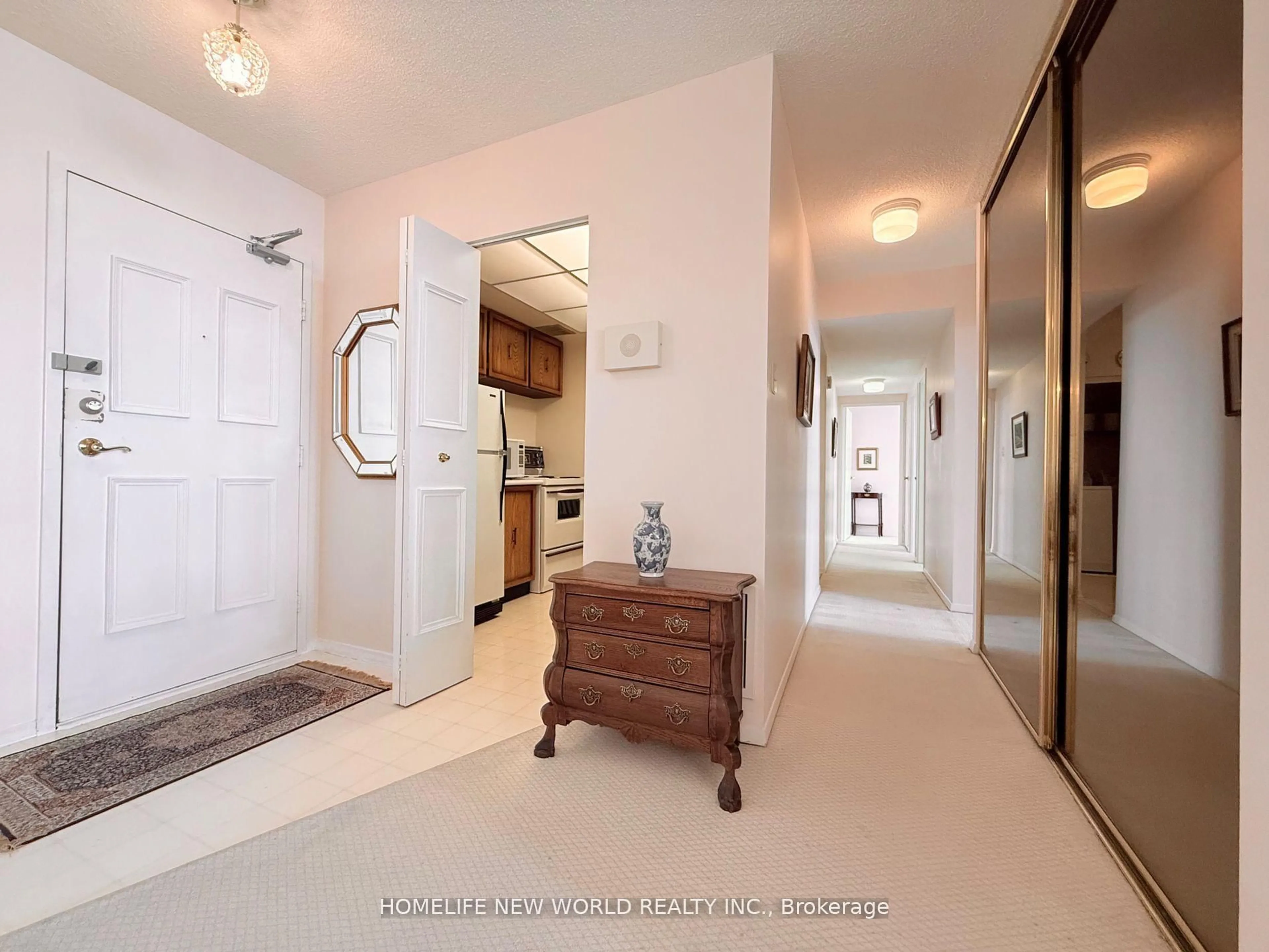Indoor entryway for 3151 Bridletowne Circ #1901, Toronto Ontario M1W 2T1