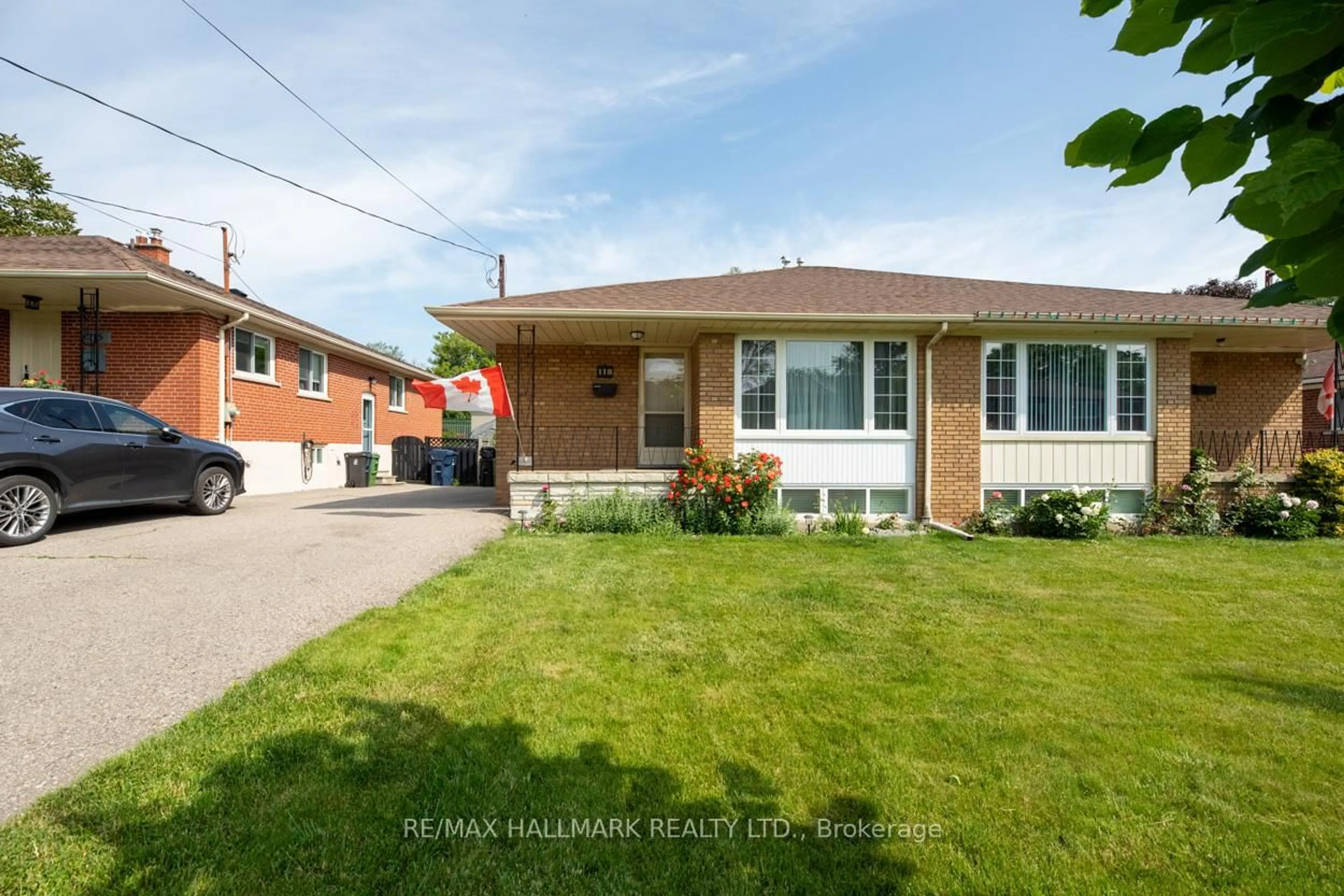 Home with brick exterior material, street for 118 Newport Ave, Toronto Ontario M1L 1J5