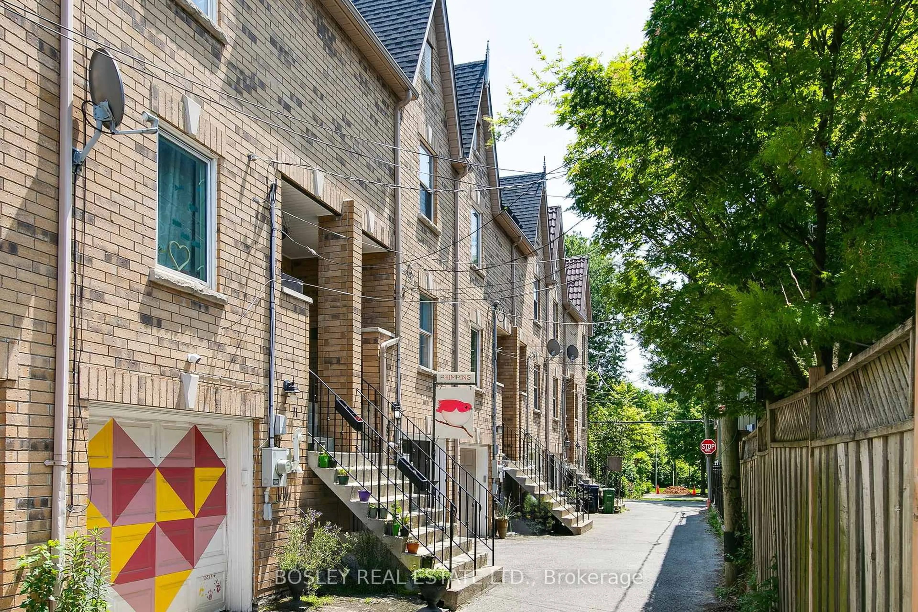 Patio, street for 9 Agnes Lane, Toronto Ontario M4L 3Z3