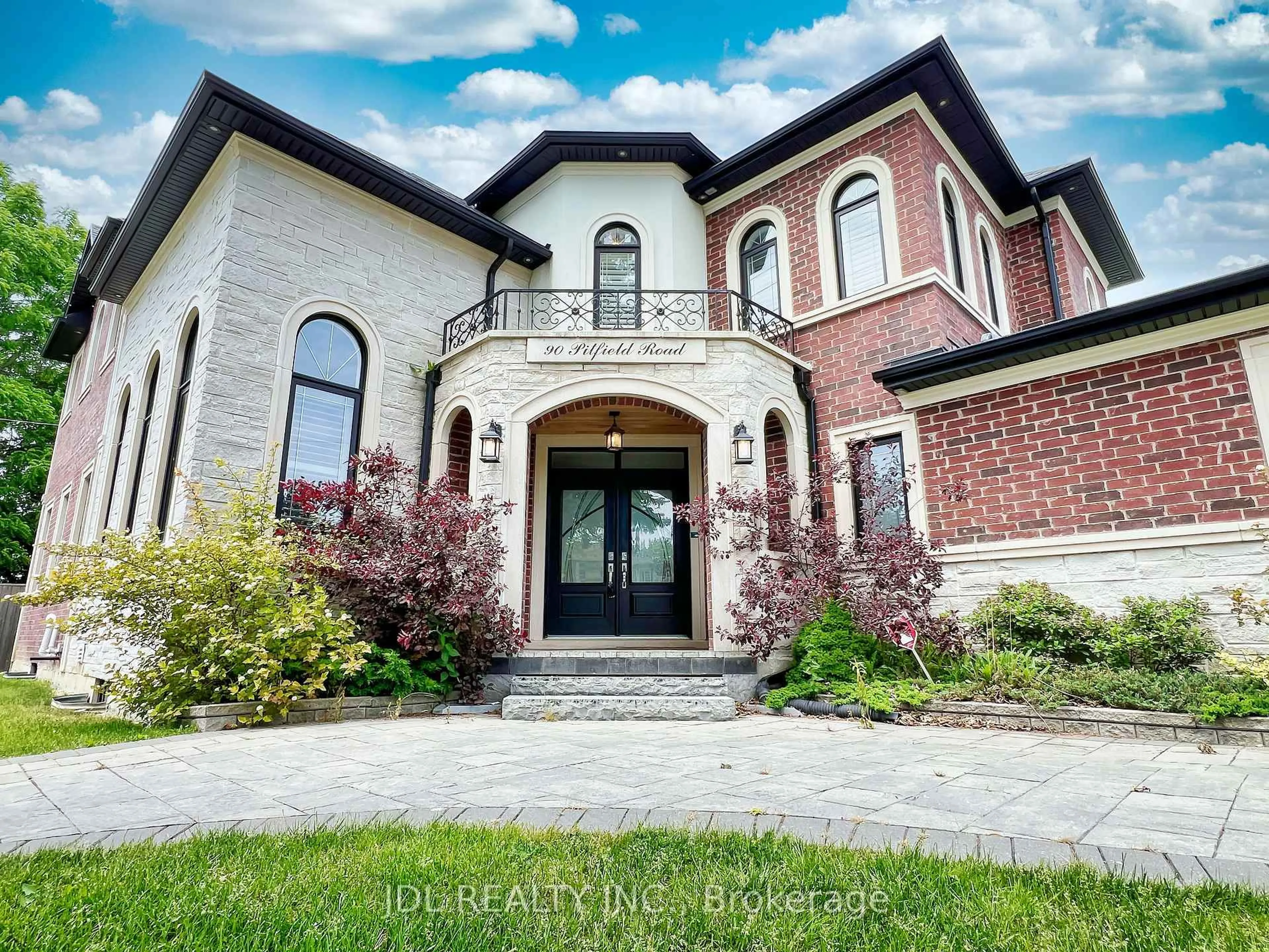 Home with brick exterior material, unknown for 90 Pitfield Rd, Toronto Ontario M1S 1Y4