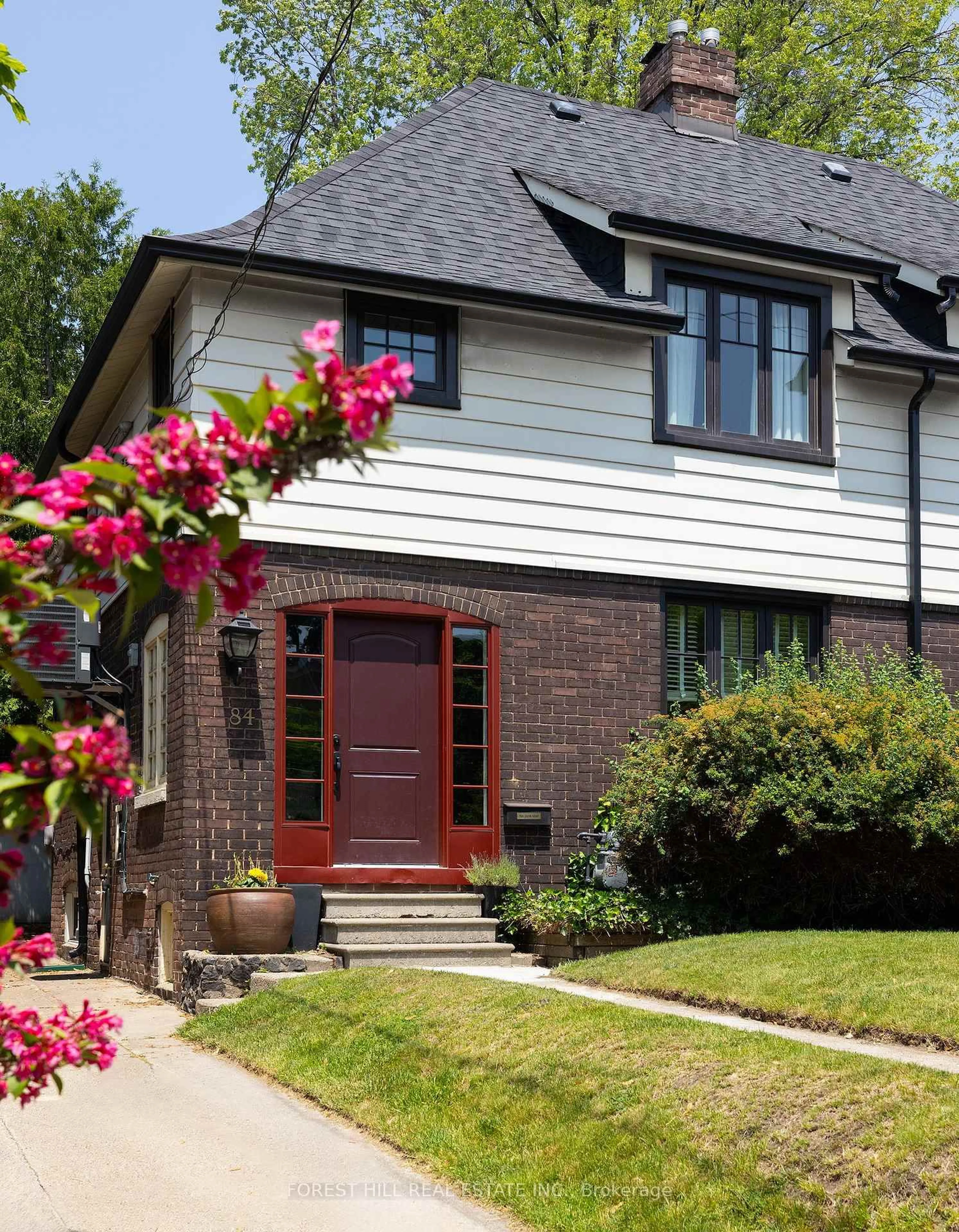 Home with brick exterior material, street for 84 Hanson St, Toronto Ontario M4C 1A1