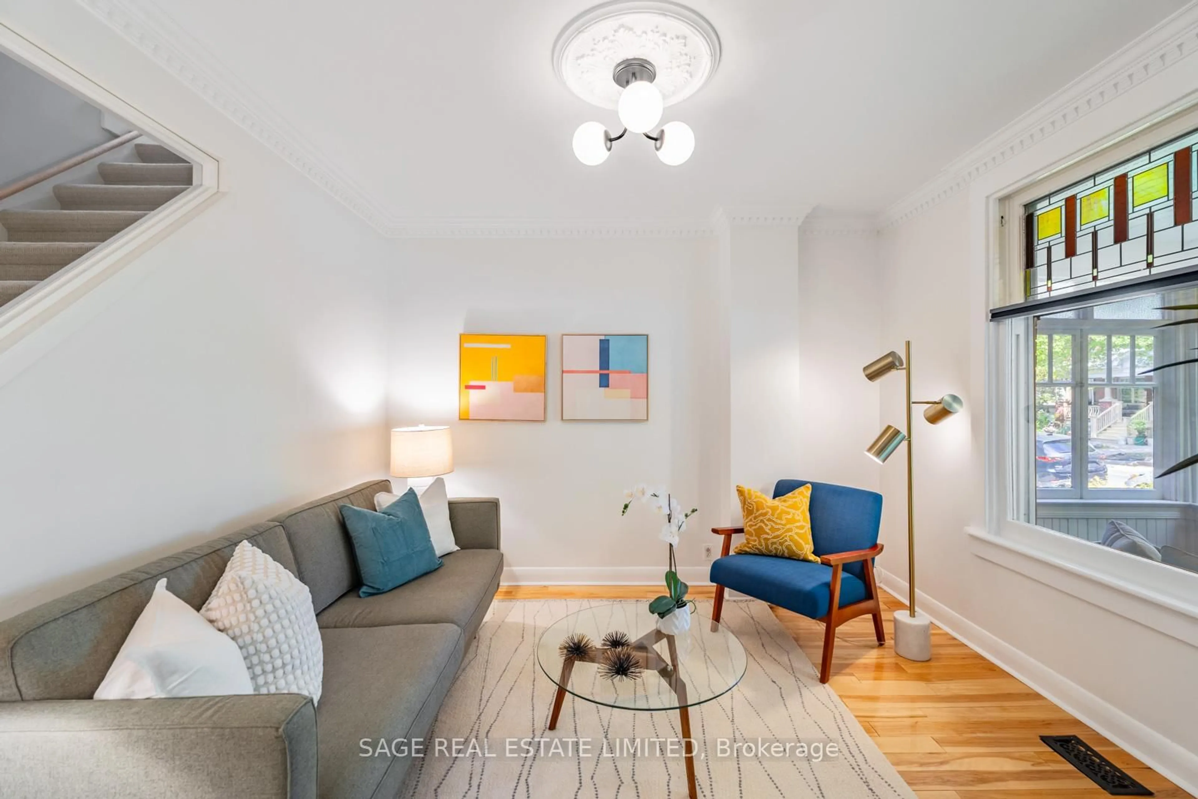 Living room with furniture, unknown for 53 Dearbourne Ave, Toronto Ontario M4K 1M6