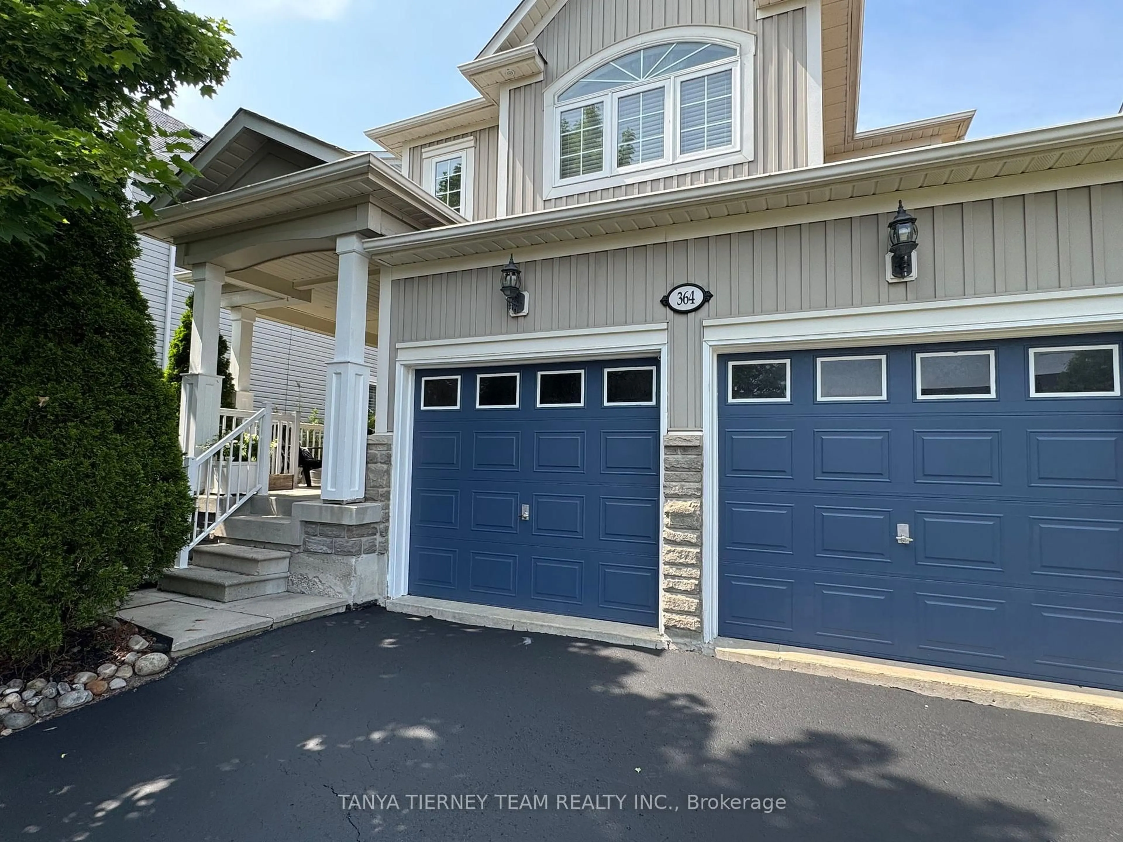 Home with vinyl exterior material, street for 364 Carnwith Dr, Whitby Ontario L1M 2M1