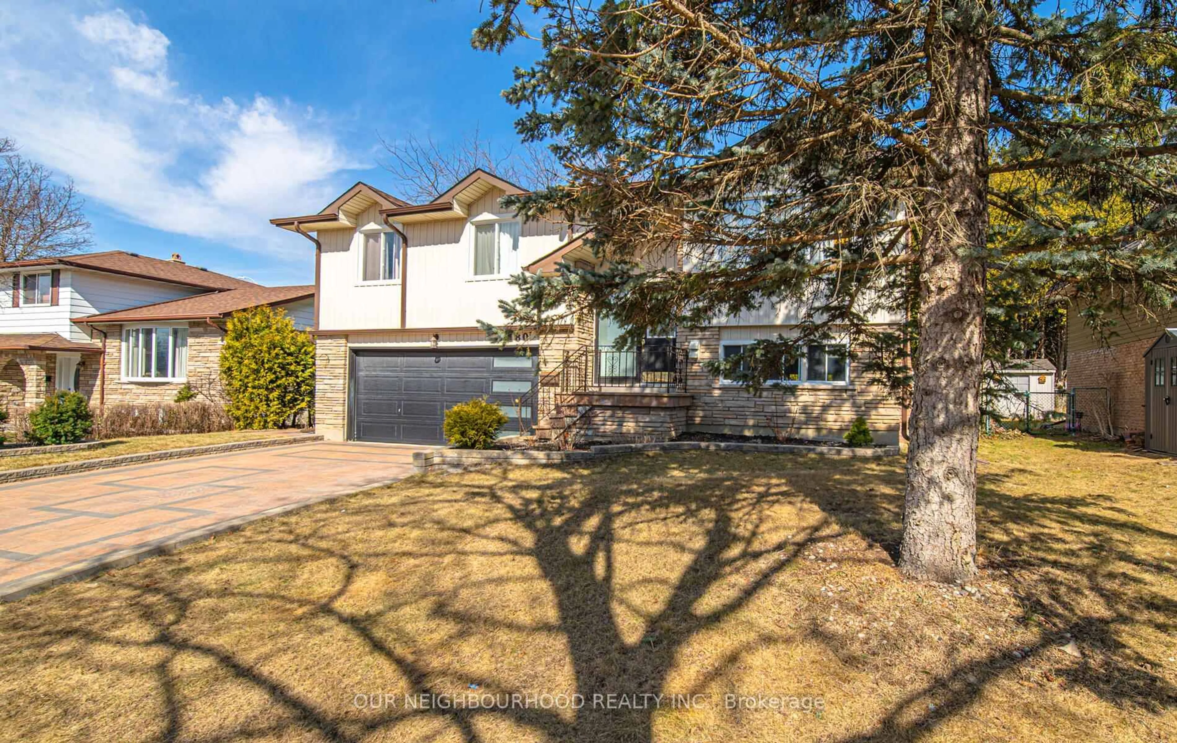 A pic from outside/outdoor area/front of a property/back of a property/a pic from drone, street for 180 Northdale Ave, Oshawa Ontario L1G 7B9