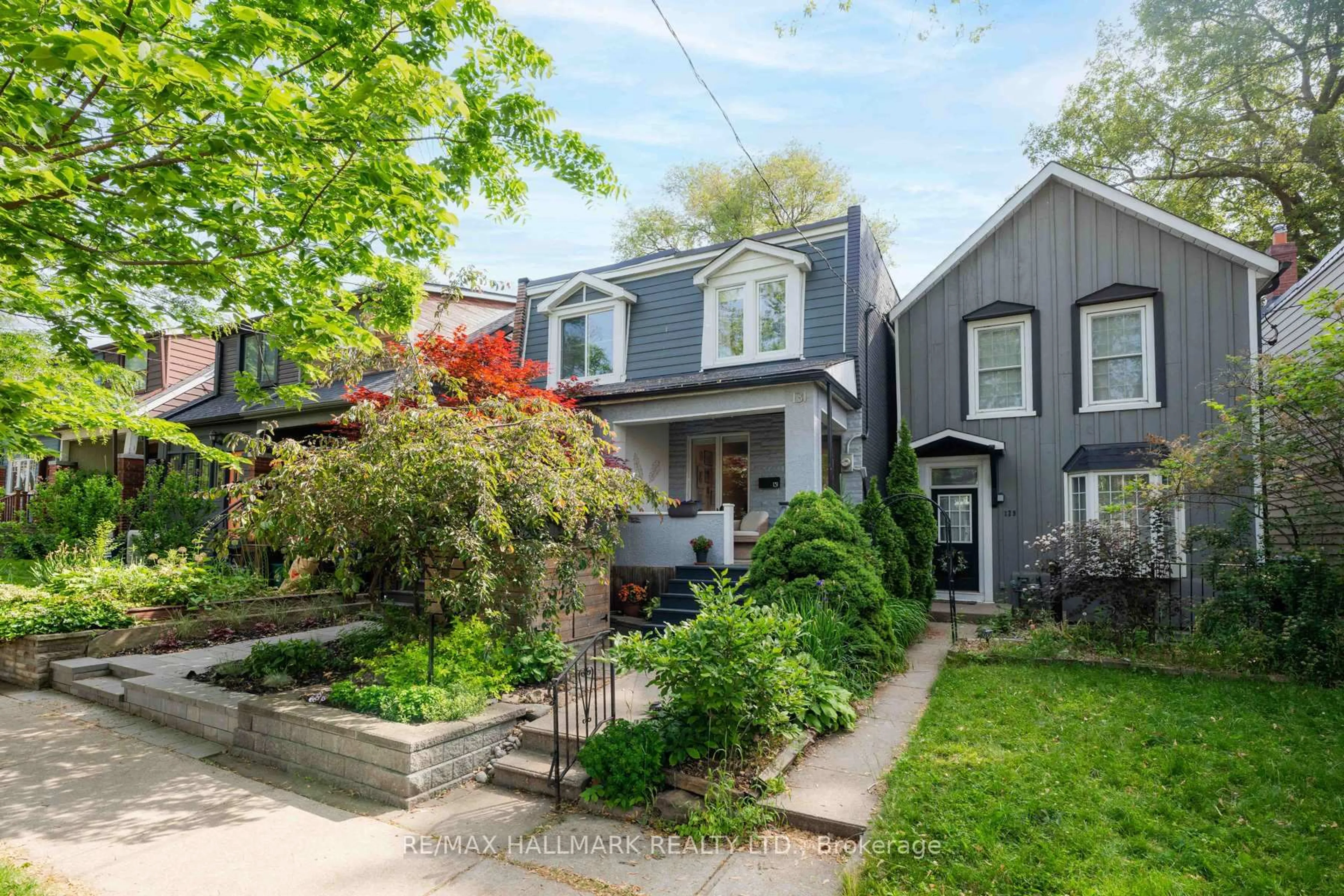 Unknown for 131 Lamb Ave, Toronto Ontario M4J 4M5