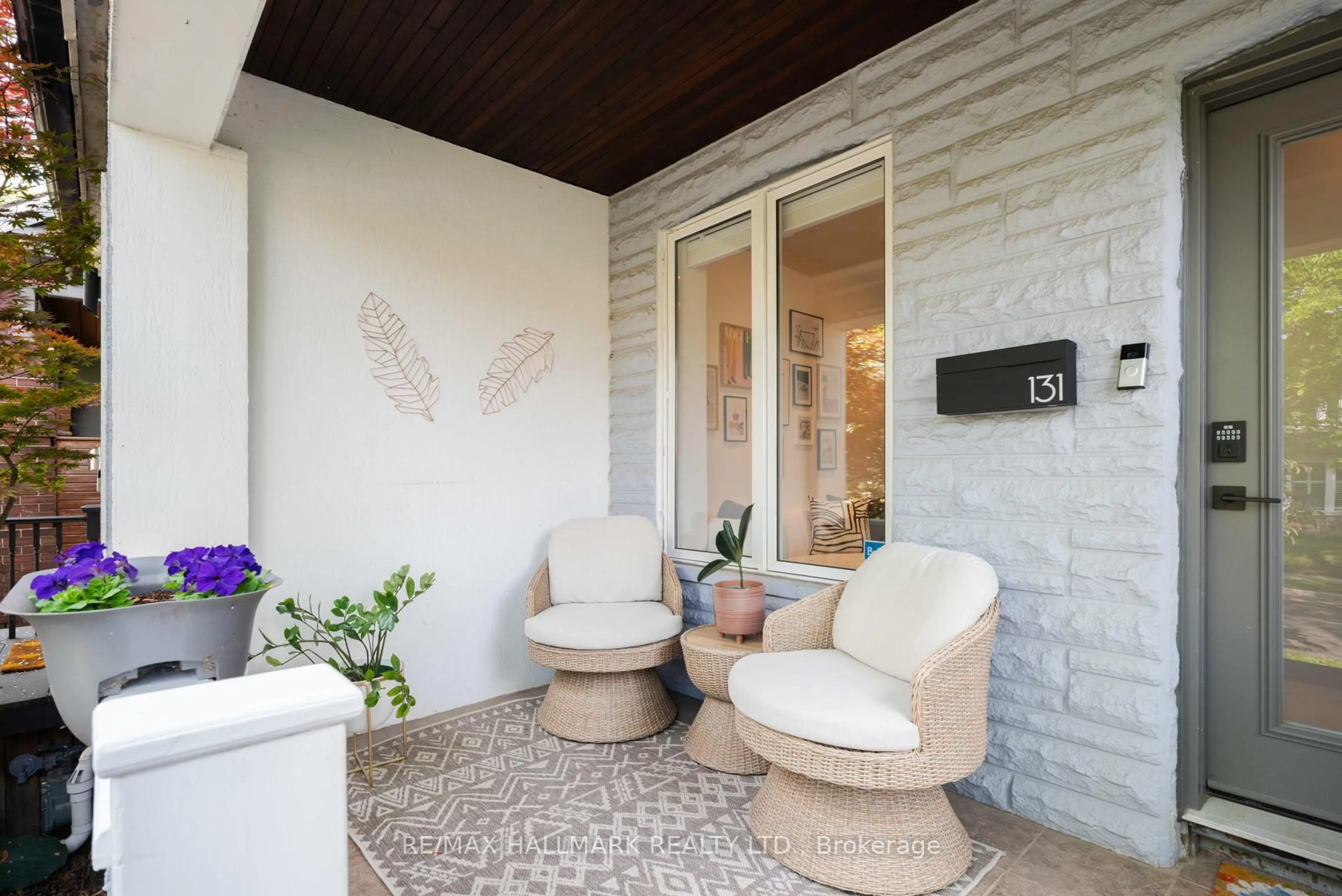 Patio, street for 131 Lamb Ave, Toronto Ontario M4J 4M5