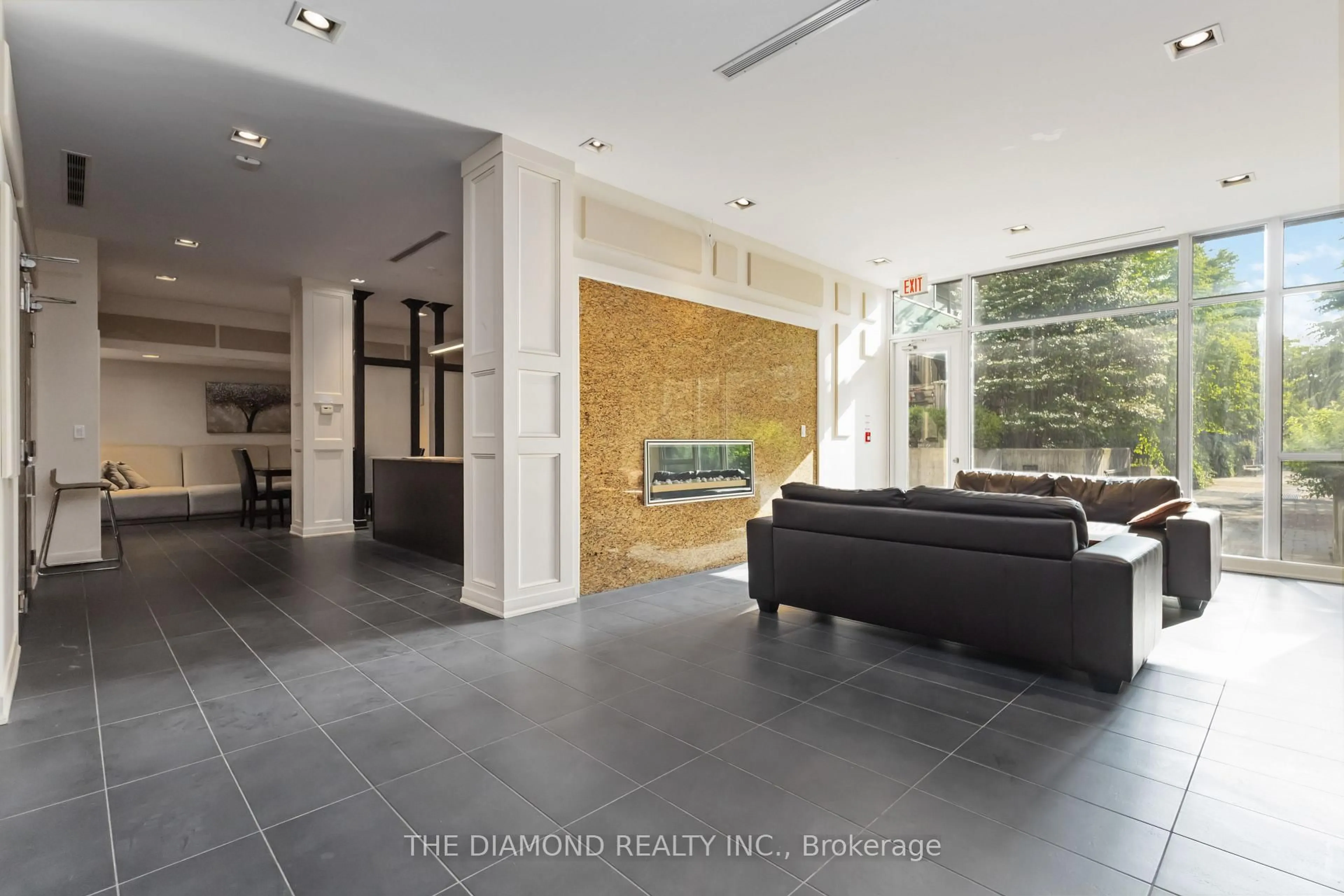 Lobby for 201 Carlaw Ave #255, Toronto Ontario M4M 2S3
