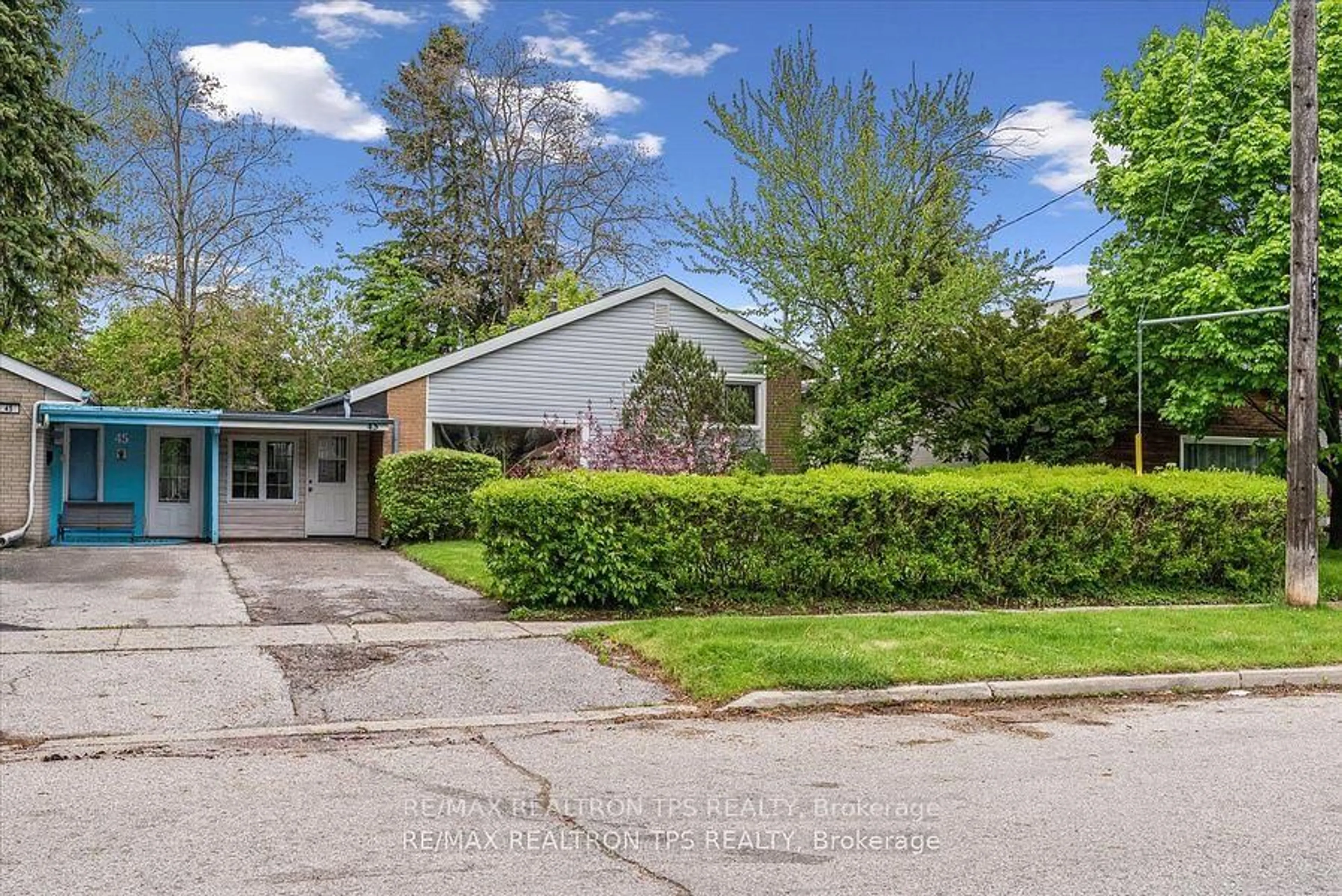 Unknown for 43 Gondola Cres, Toronto Ontario M1G 2J2