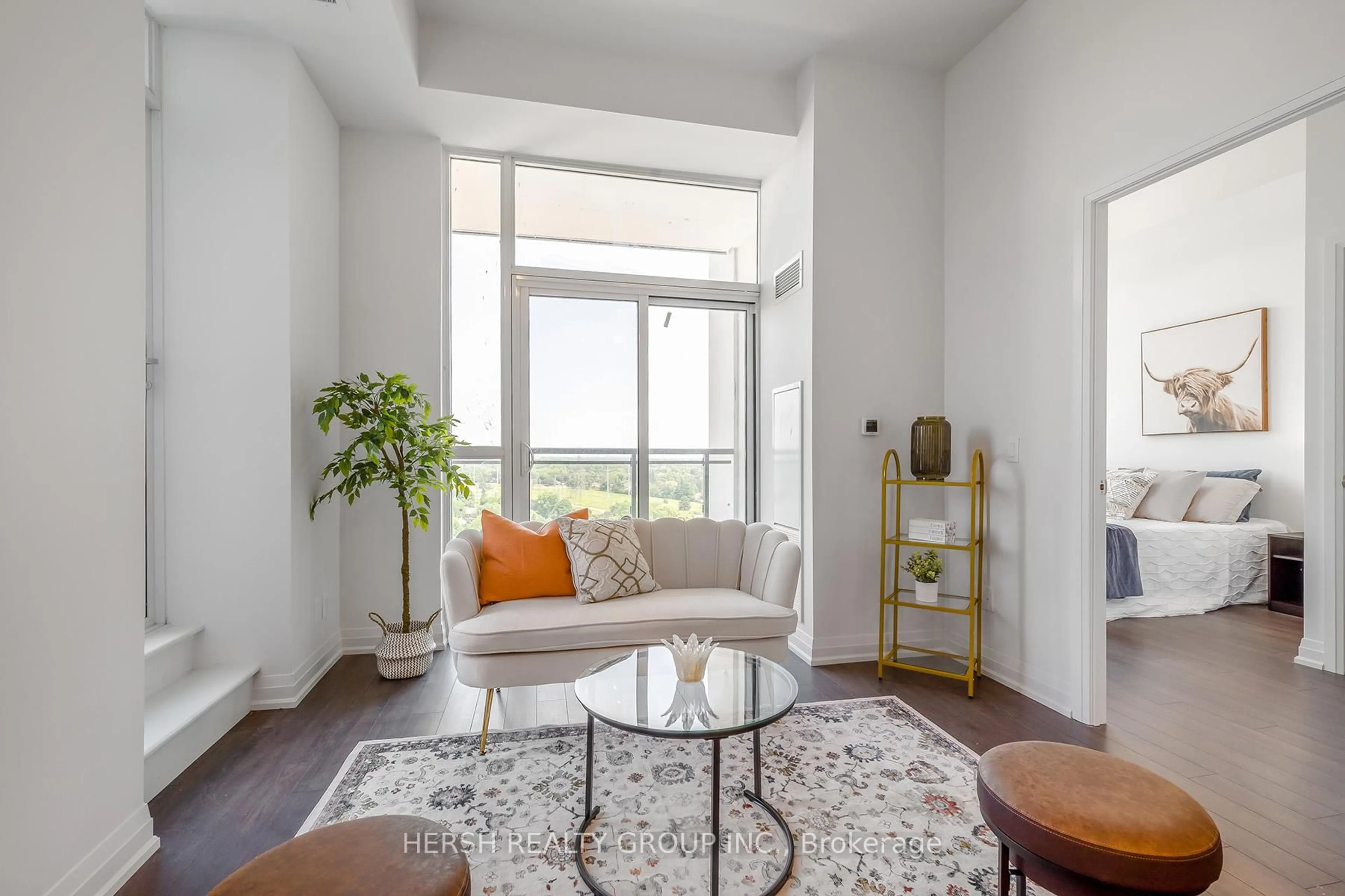 Living room with furniture, unknown for 10 Meadowglen Pl #LPH5, Toronto Ontario M1G 0A8