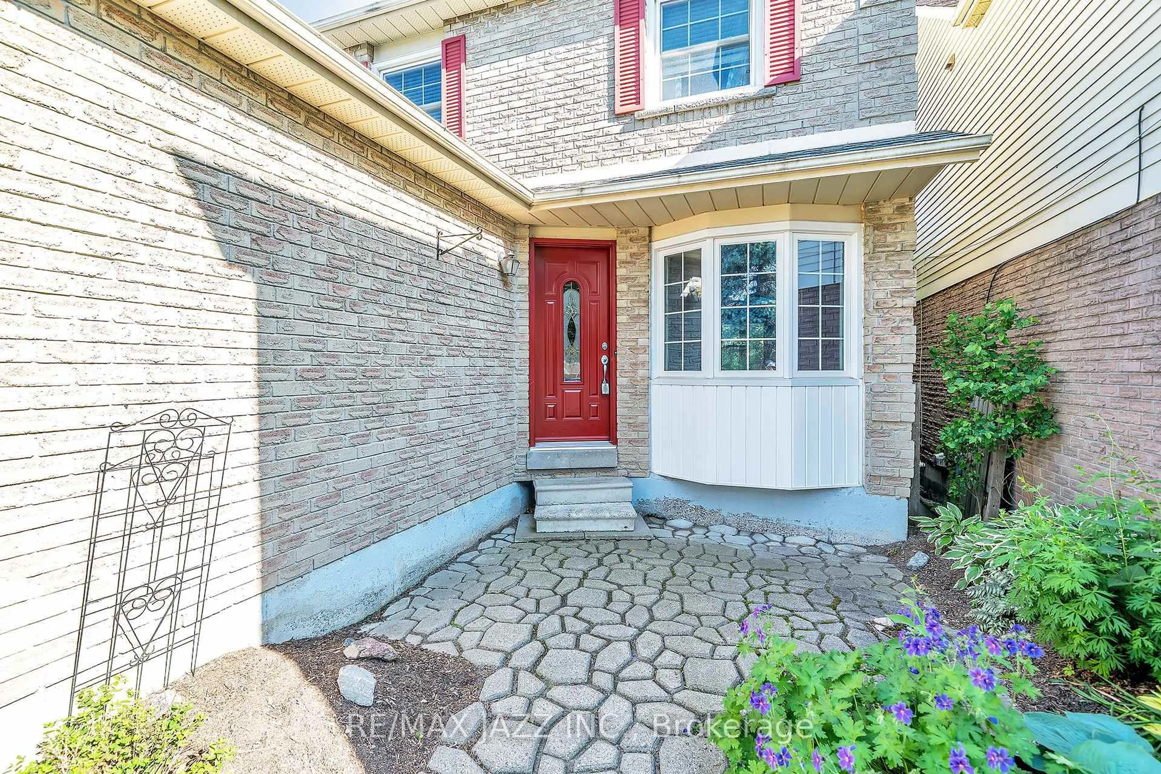 Home with brick exterior material, street for 91 Sawdon Dr, Whitby Ontario L1N 8A8