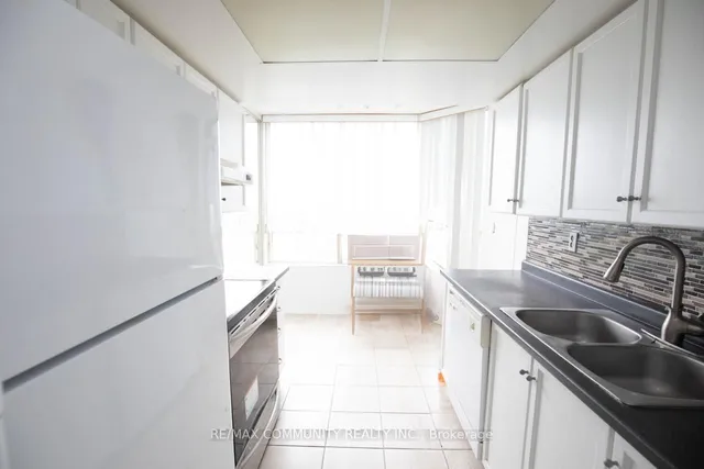 Additional property image - 300 Alton Towers Circ Unit 913