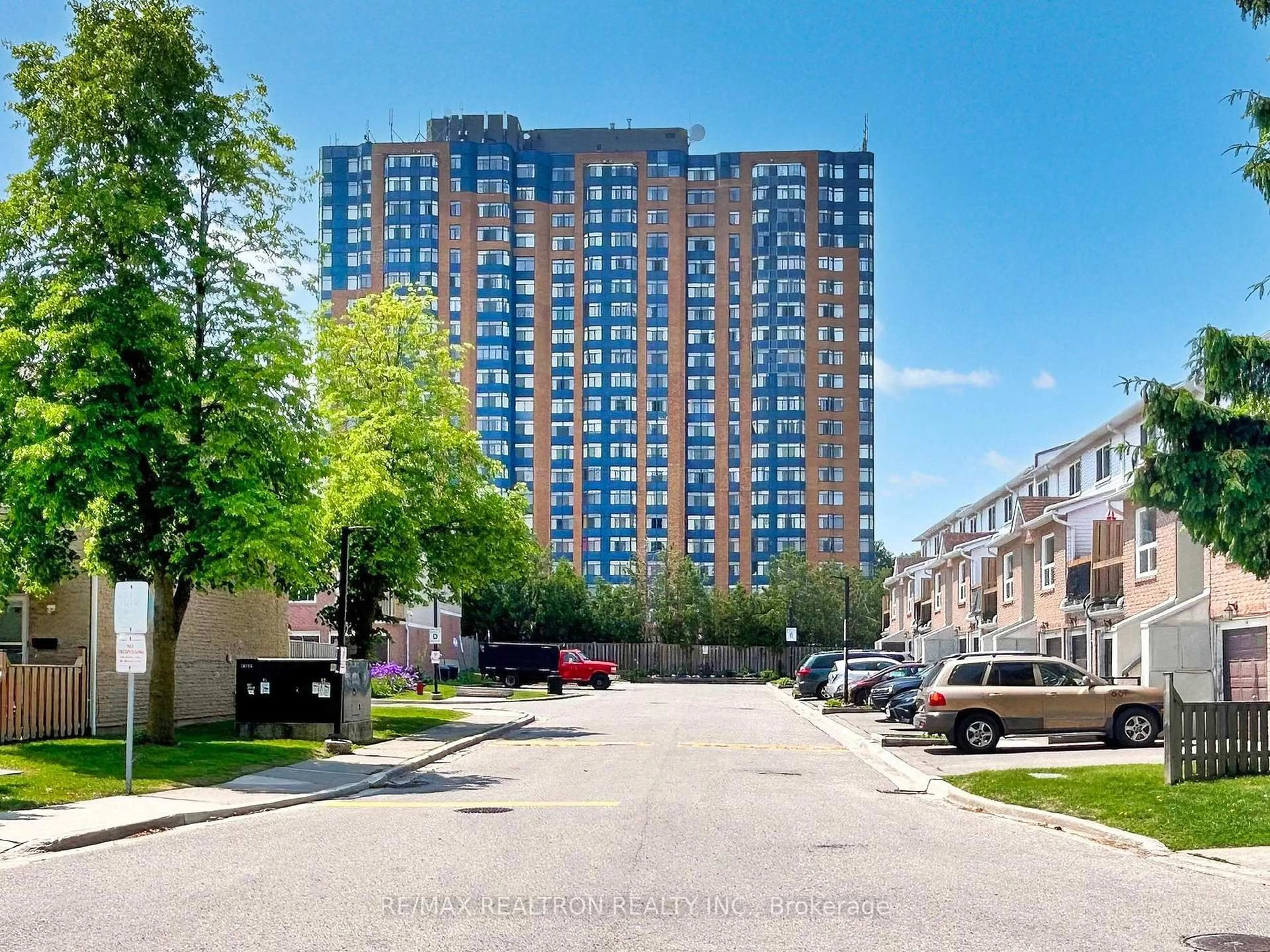 Unknown for 88 Alton Tower Circ #905, Toronto Ontario M1V 5C5