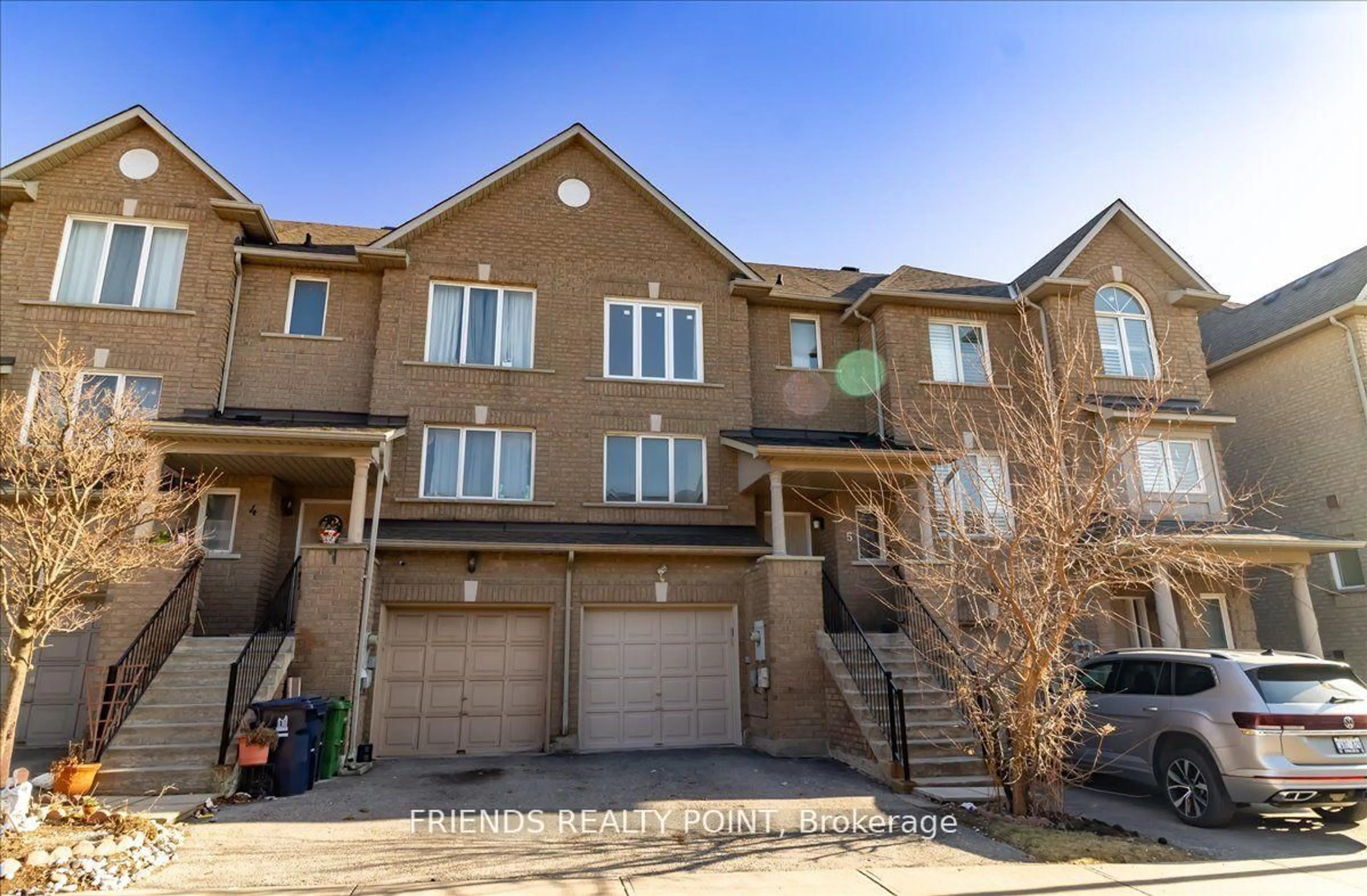 Unknown for 1075 Ellesmere Rd #5, Toronto Ontario M1P 5C3
