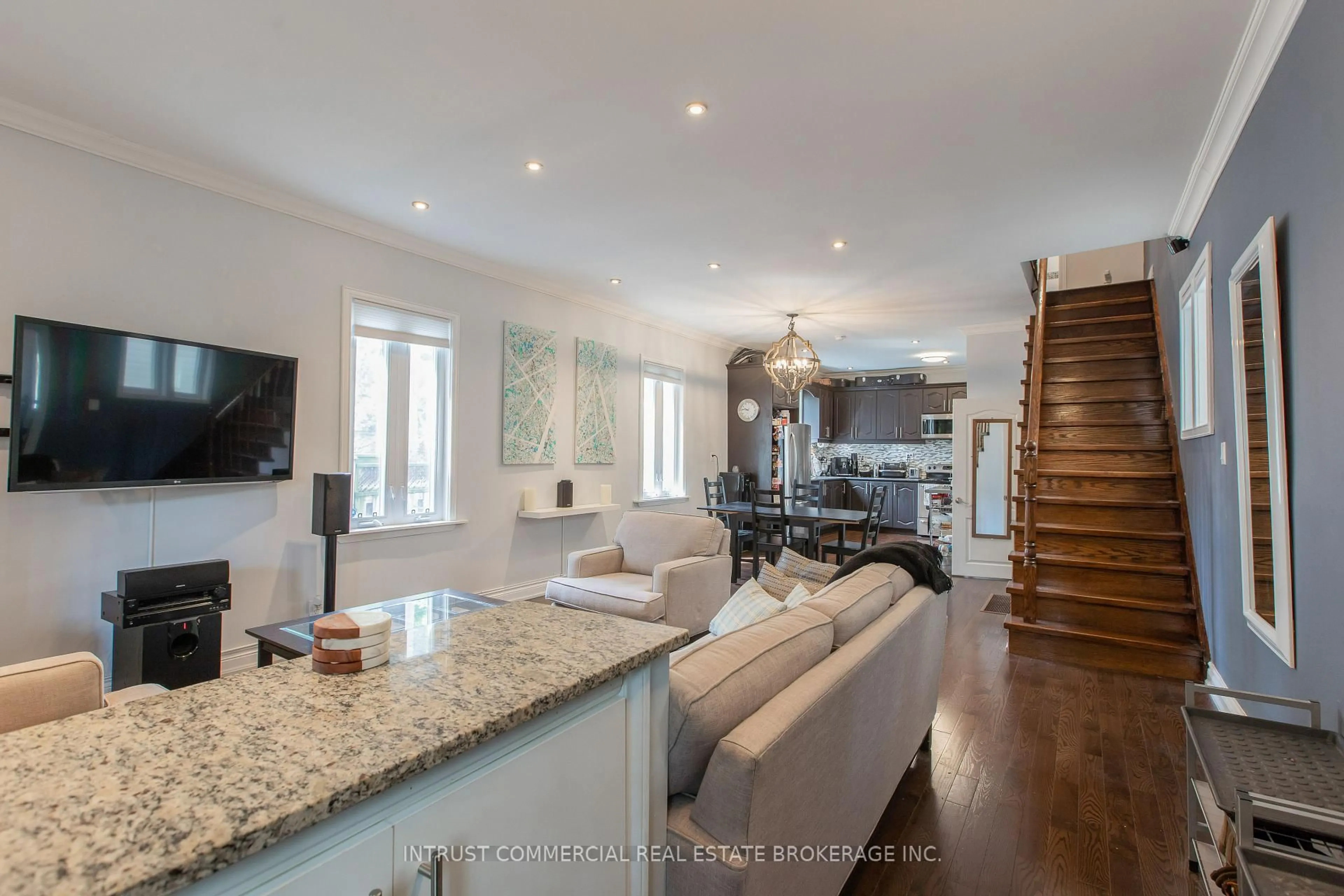 Open concept kitchen, unknown for 398 Leslie St, Toronto Ontario M4M 3E4