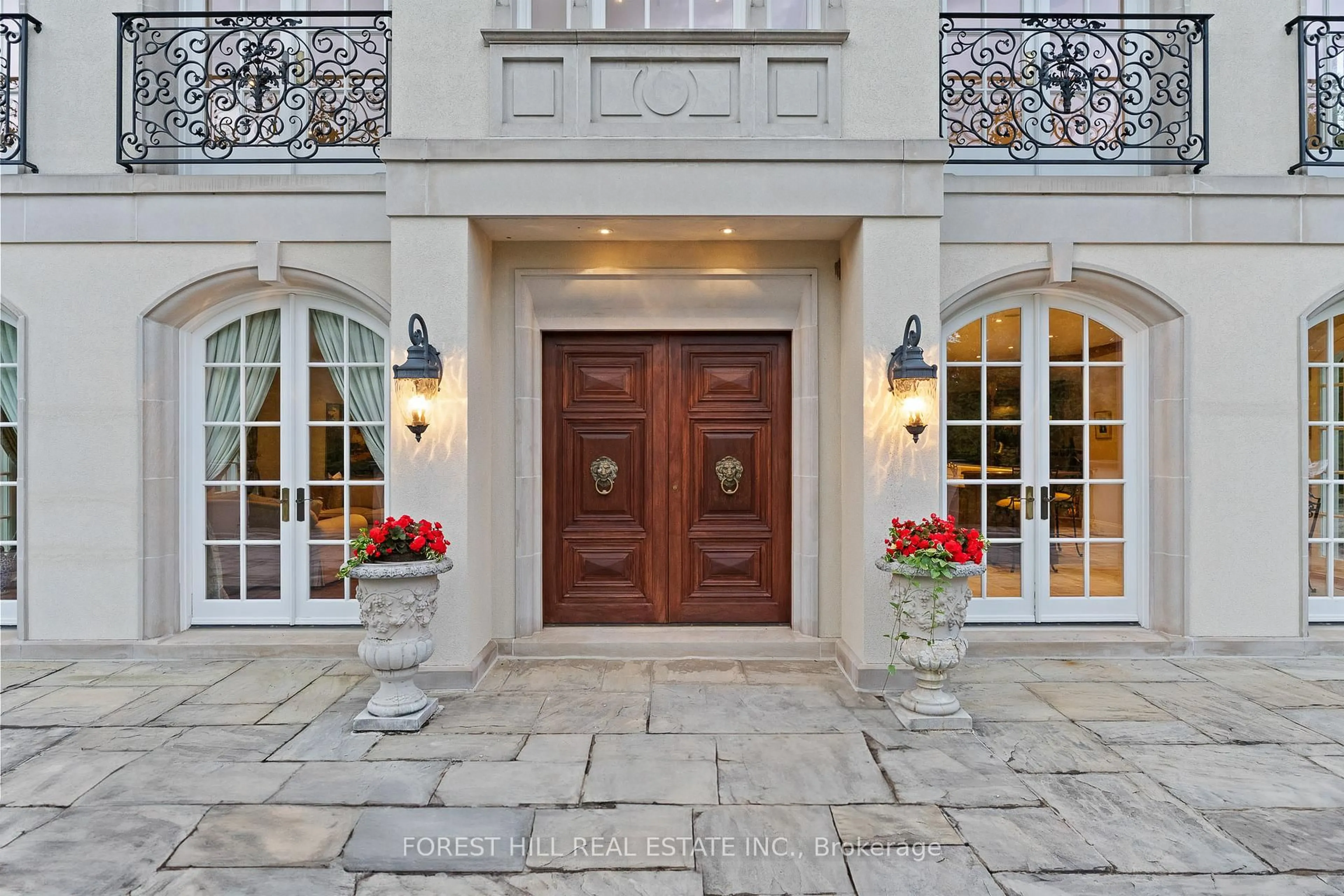 Indoor entryway for 68 Crows Pass Rd, Scugog Ontario L9P 1R4