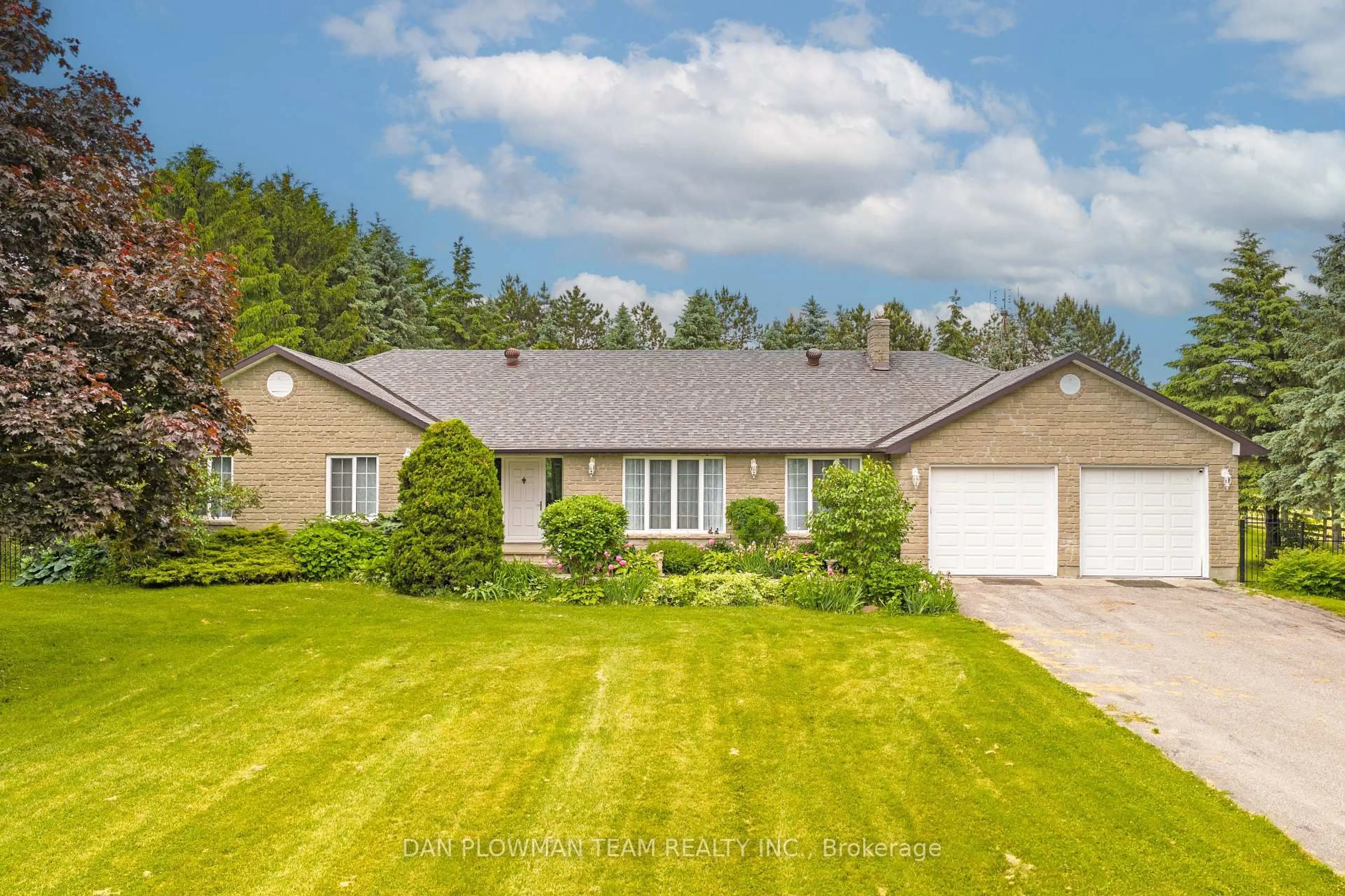 A pic from outside/outdoor area/front of a property/back of a property/a pic from drone, unknown for 1902 Concession 9 Rd, Clarington Ontario L0B 1B0
