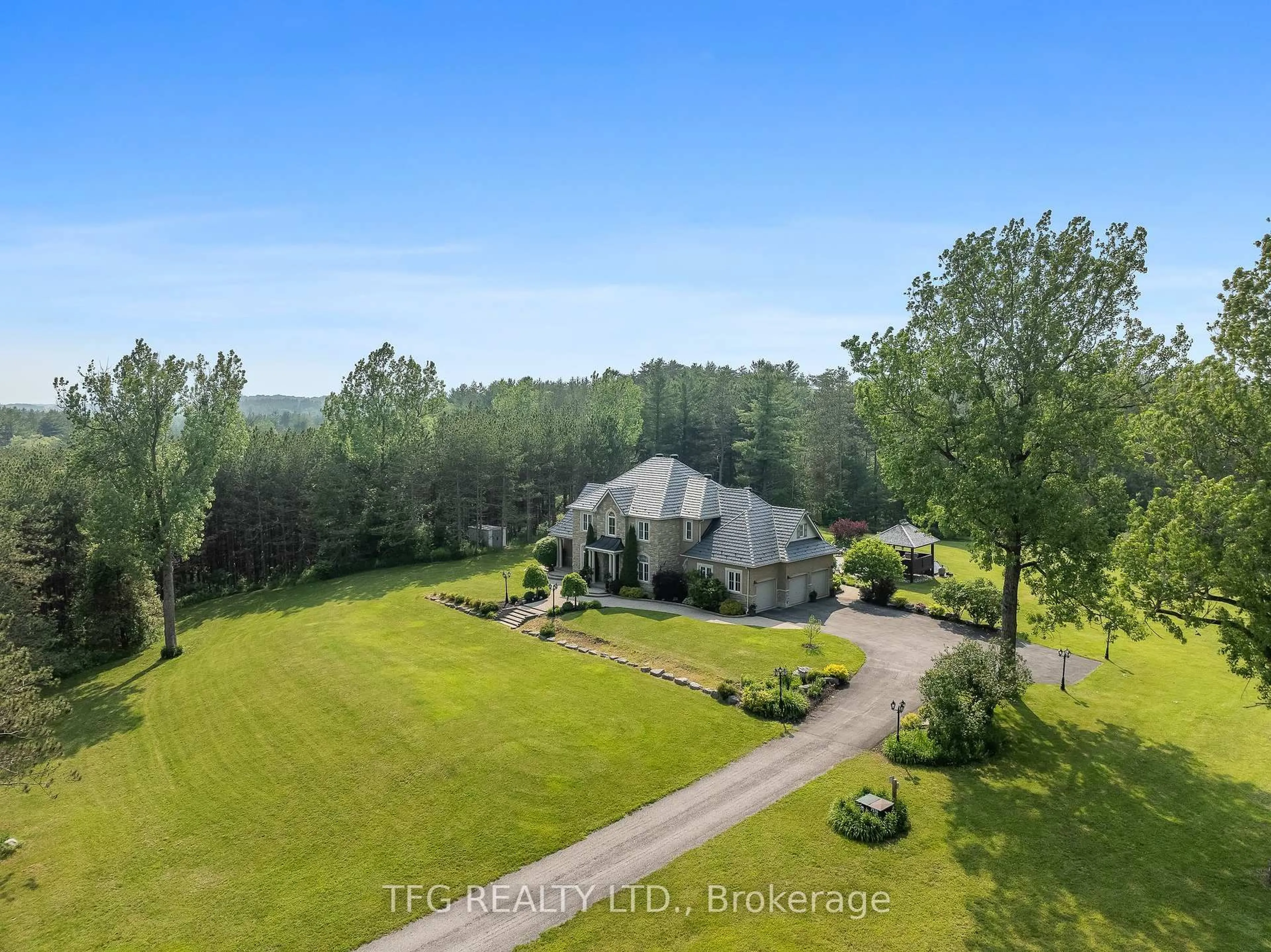 A pic from outside/outdoor area/front of a property/back of a property/a pic from drone, water/lake/river/ocean view for 1980 Concession 10 Rd, Clarington Ontario L0B 1B0