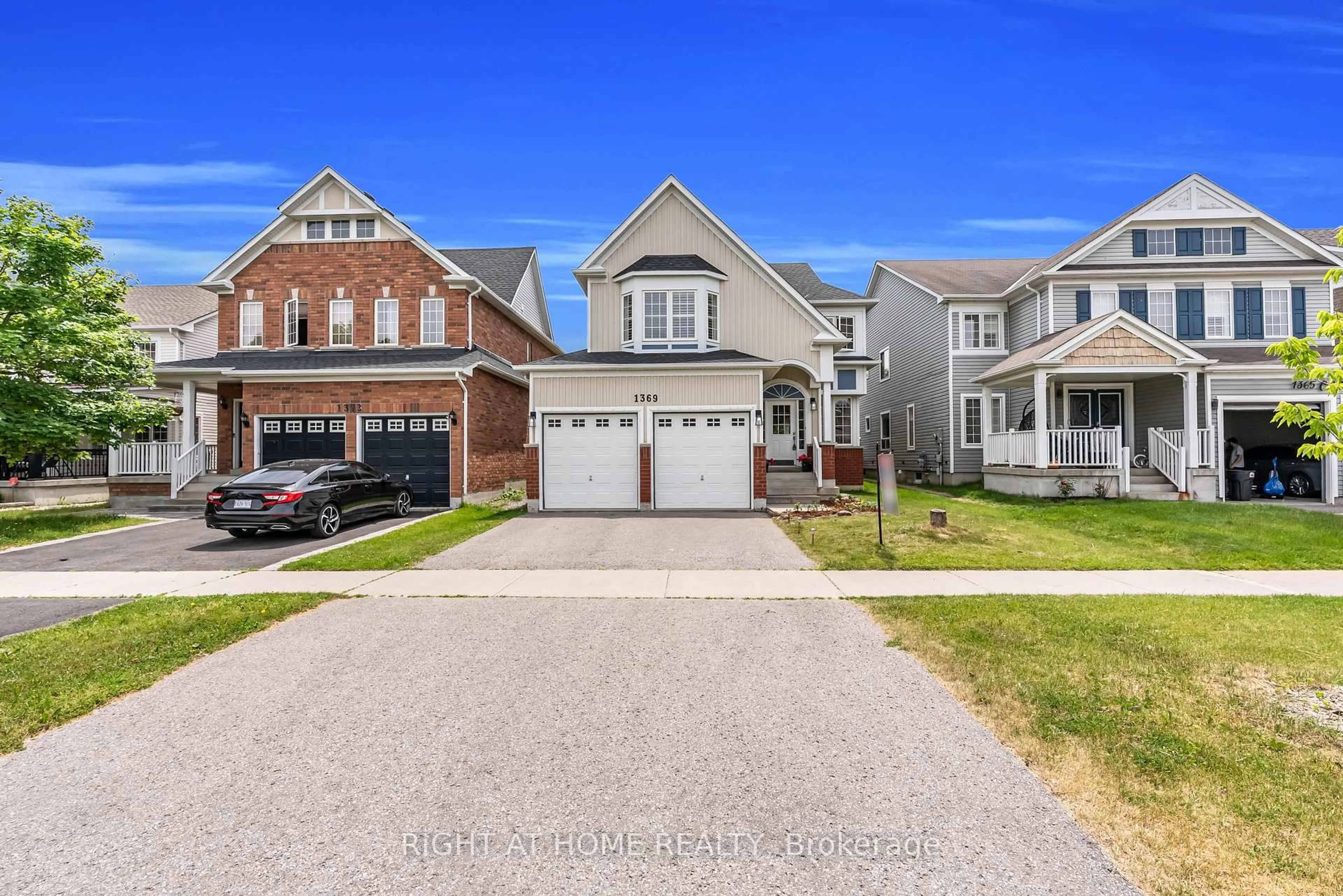 Unknown for 1369 Coldstream Dr, Oshawa Ontario L1K 0B5