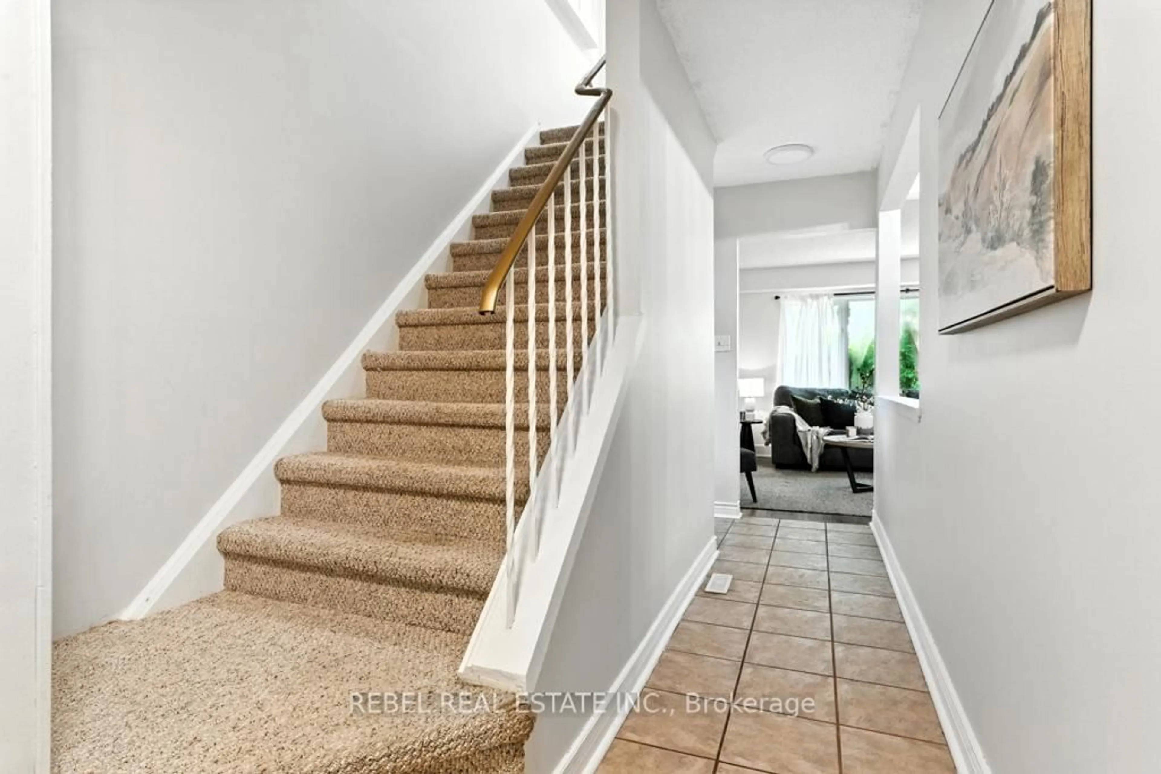 Unknown for 315 Rondeau Crt, Oshawa Ontario L1J 6N4