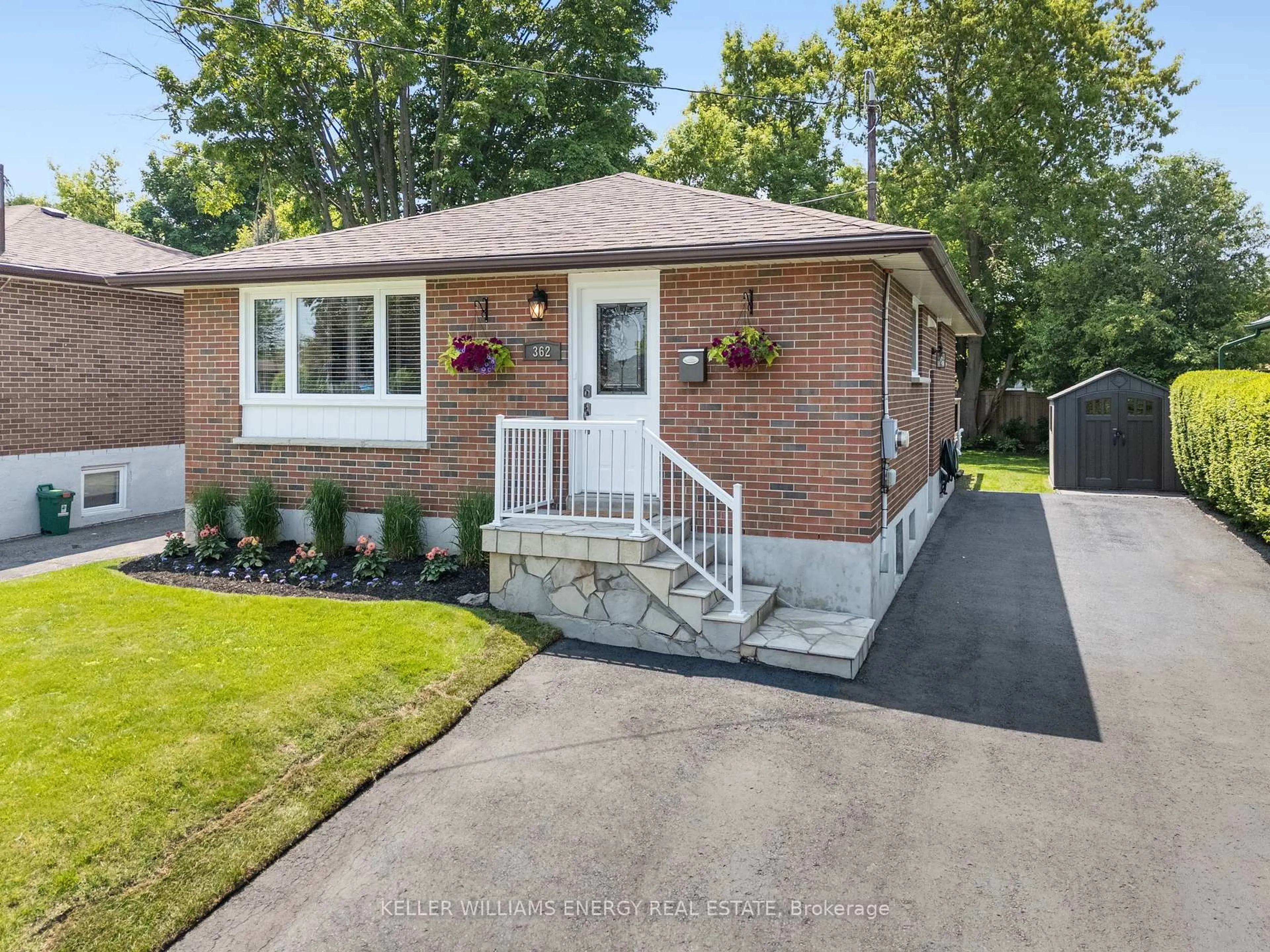 Home with brick exterior material, street for 362 Elmridge St, Oshawa Ontario L1H 6R7