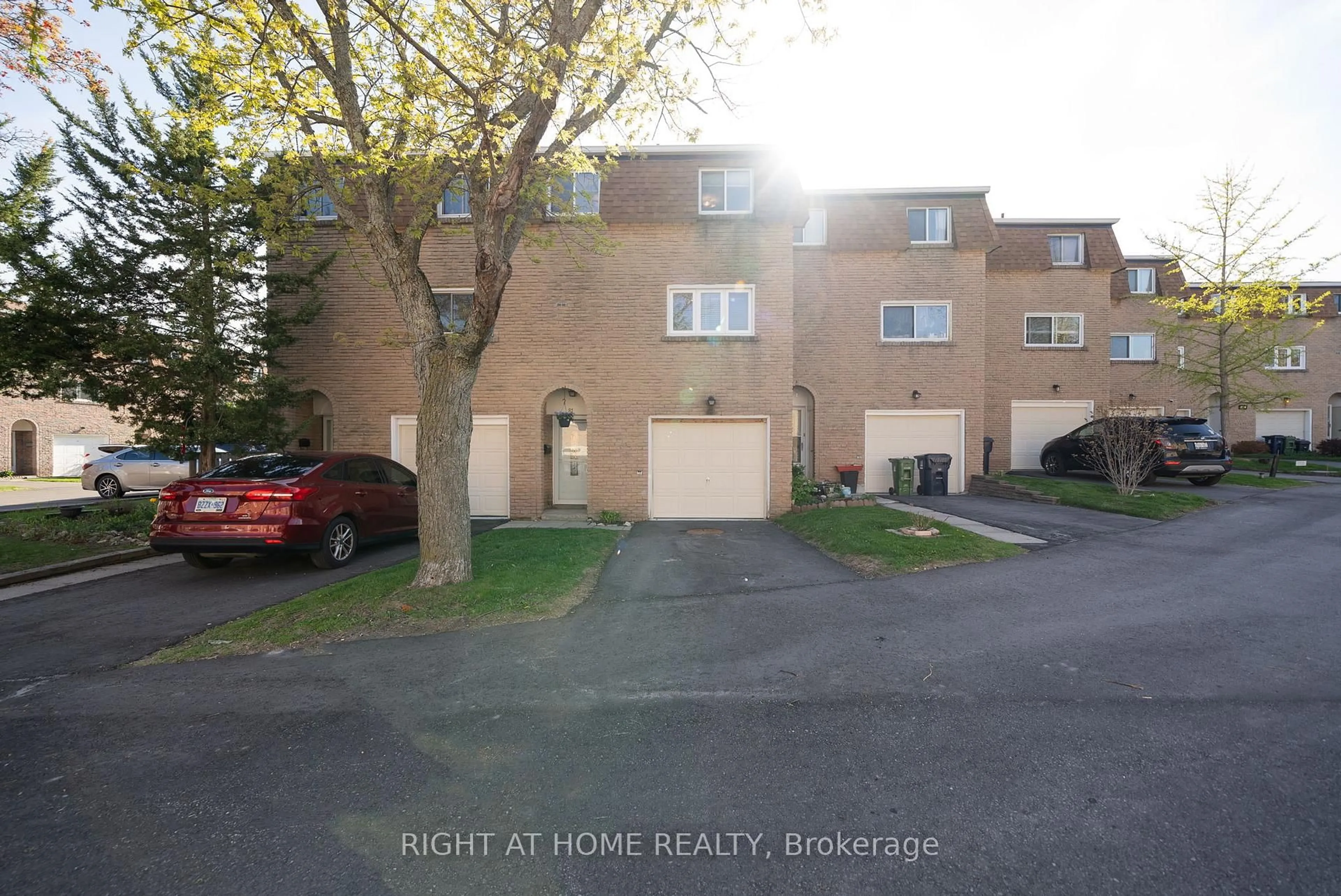 Unknown for 121 Centennial Rd #81, Toronto Ontario M1C 1Z7