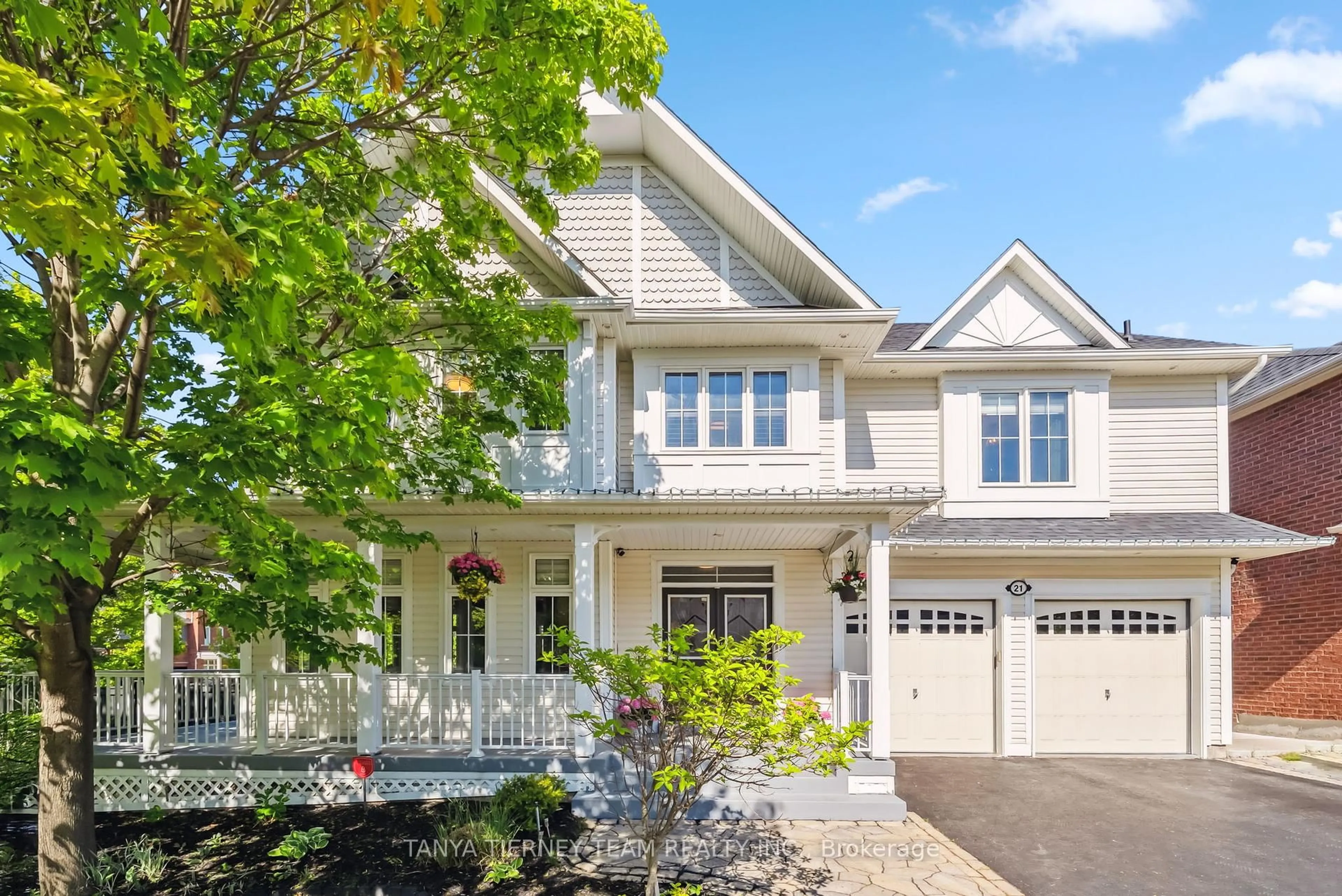 Home with vinyl exterior material, street for 21 Rainbow Cres, Whitby Ontario L1M 2N6