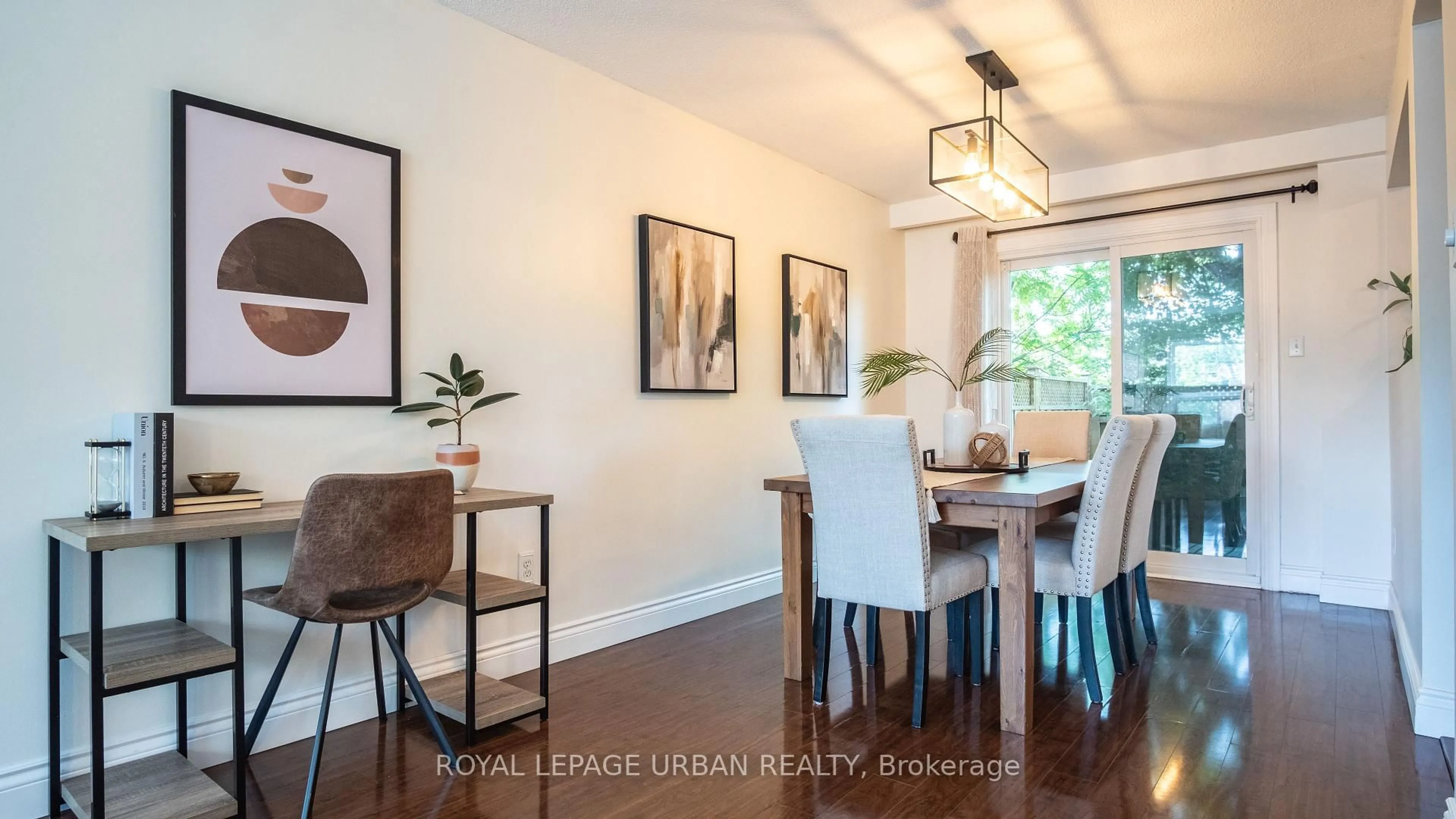 Dining room, wood/laminate floor for 89 Willows Lane, Ajax Ontario L1S 6E7
