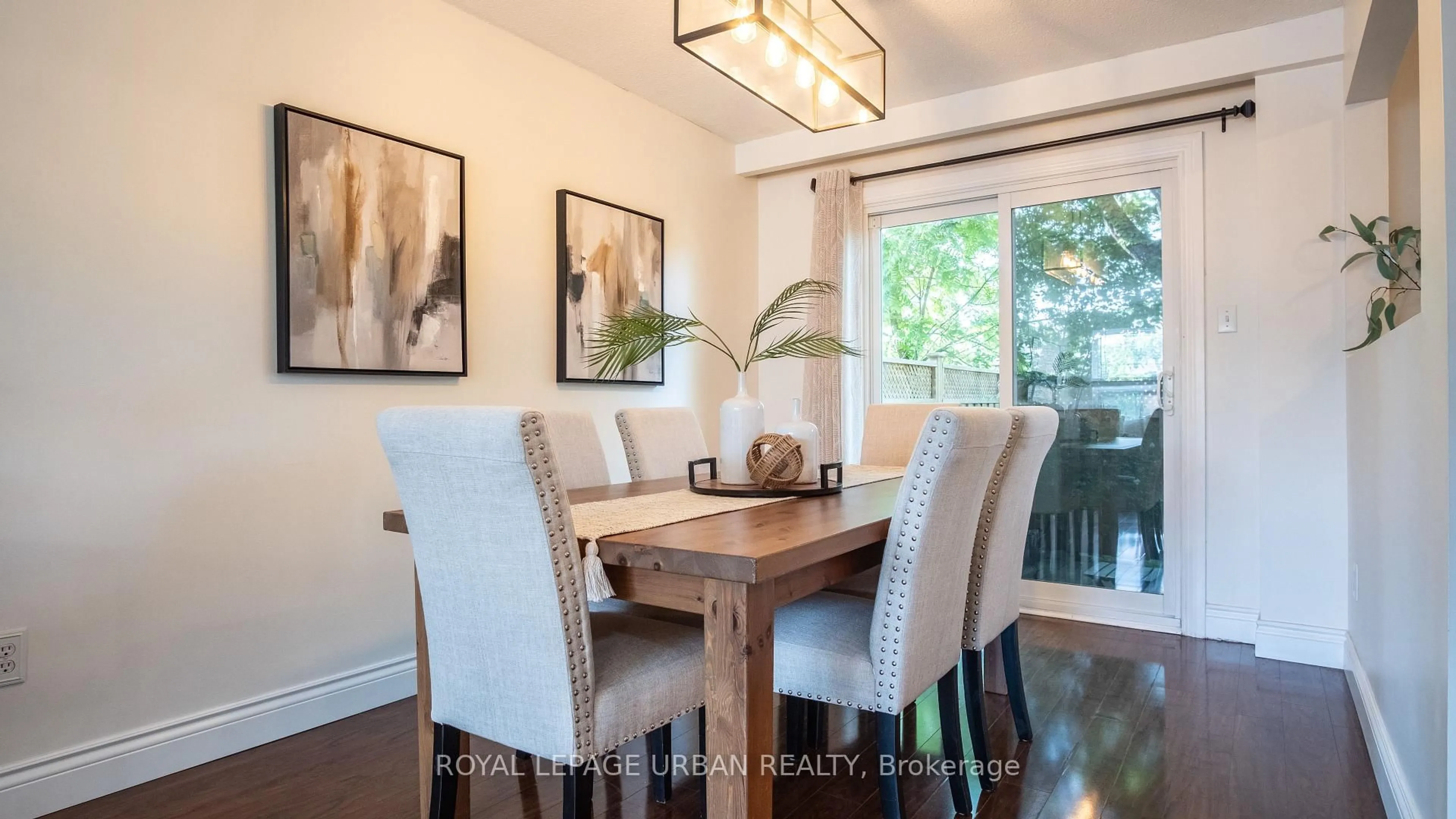 Dining room, wood/laminate floor for 89 Willows Lane, Ajax Ontario L1S 6E7