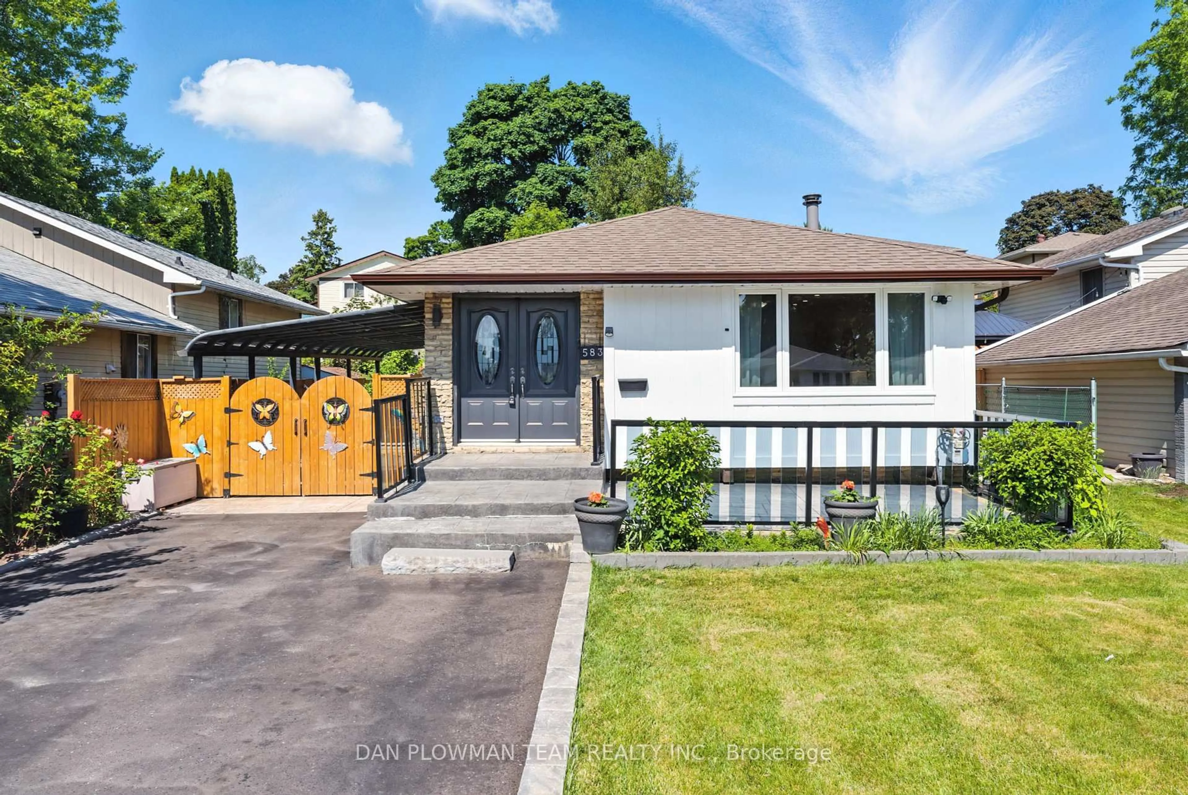 Unknown for 583 Annandale St, Oshawa Ontario L1H 7S6