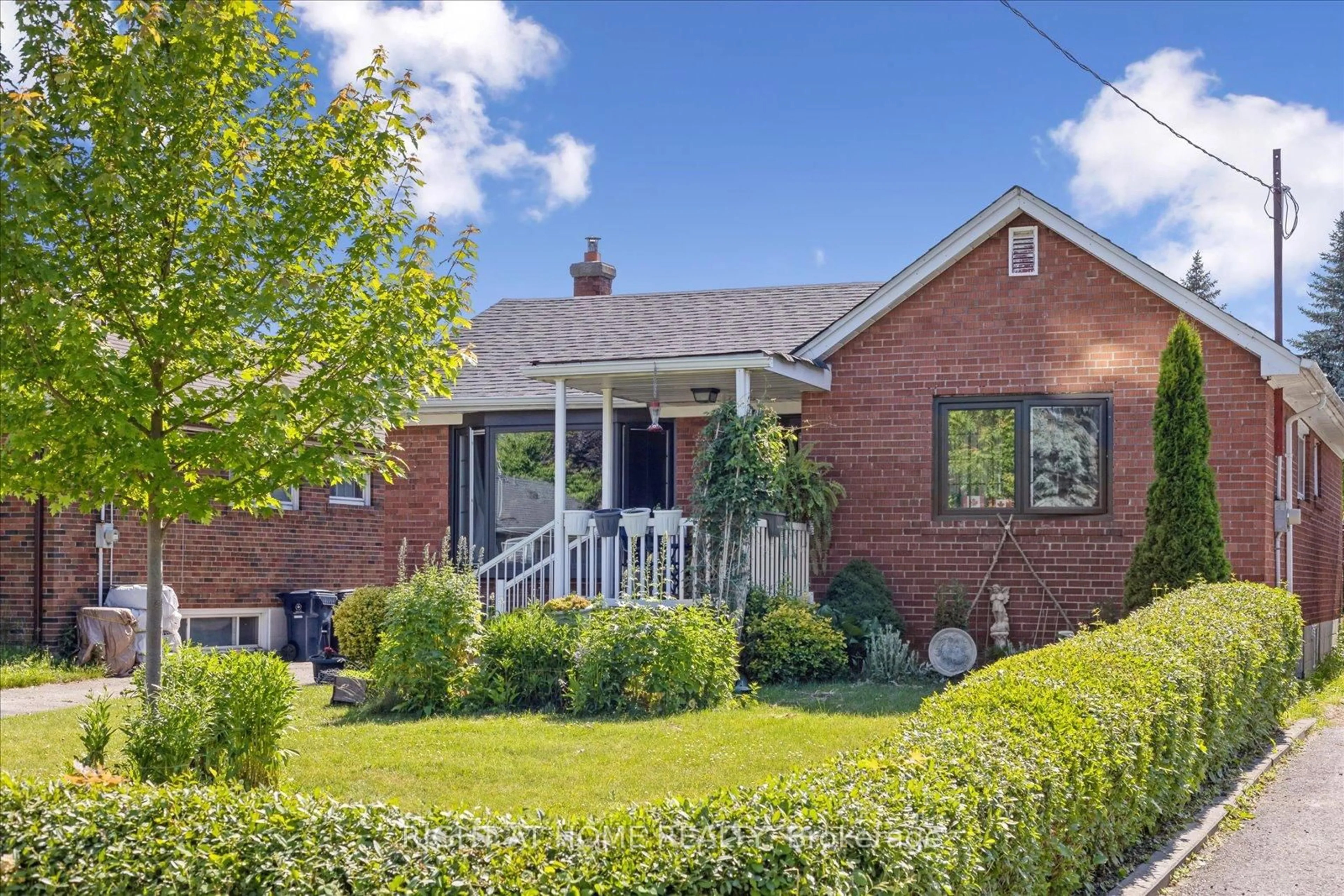 Home with brick exterior material, street for 46 Ivorwood Cres, Toronto Ontario M1R 2X4
