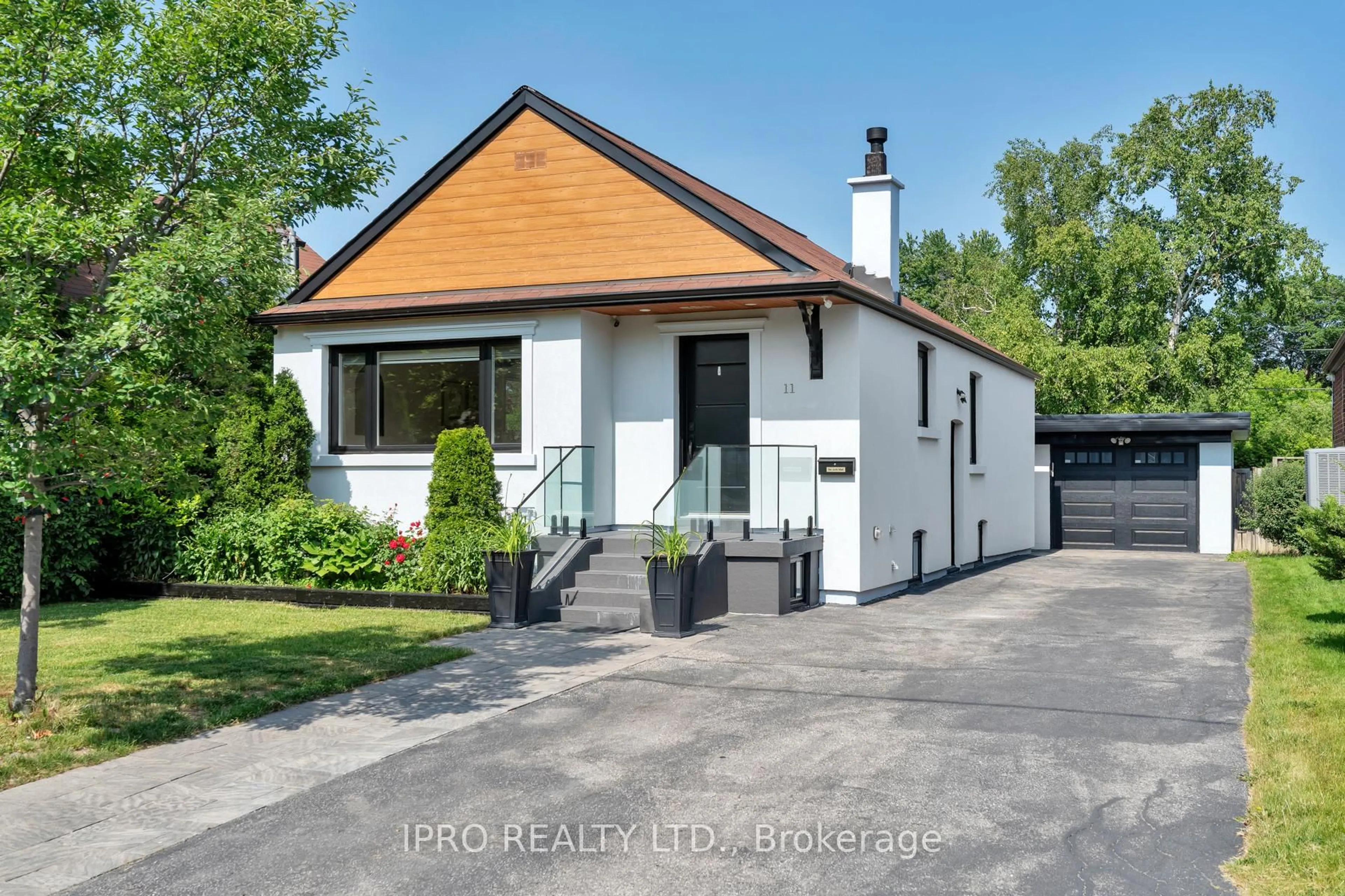 Unknown for 11 Shangarry Dr, Toronto Ontario M1R 1A4