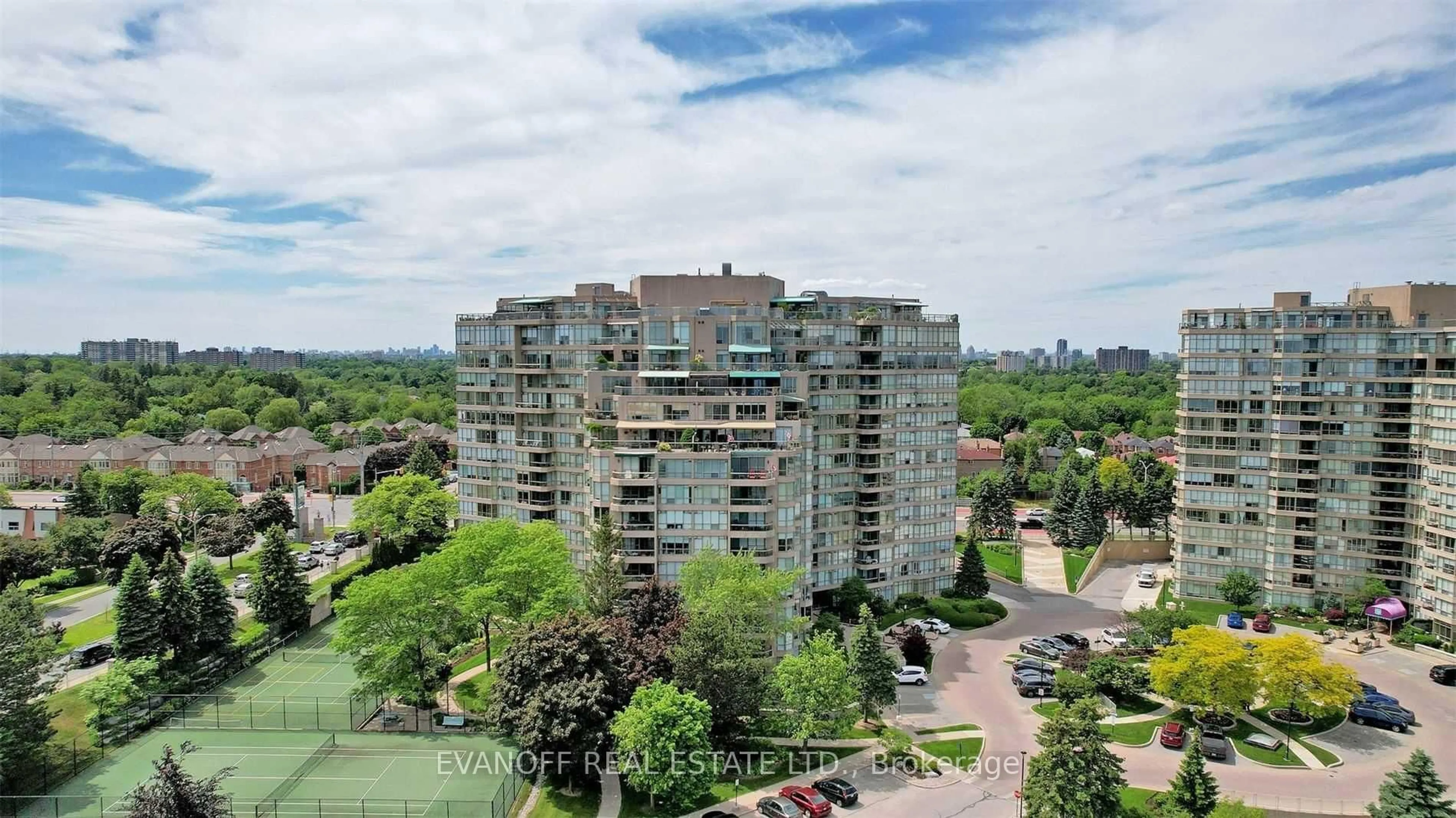 A pic from outside/outdoor area/front of a property/back of a property/a pic from drone, city buildings view from balcony for 10 Guildwood Pkwy #1030, Toronto Ontario M1E 5B5