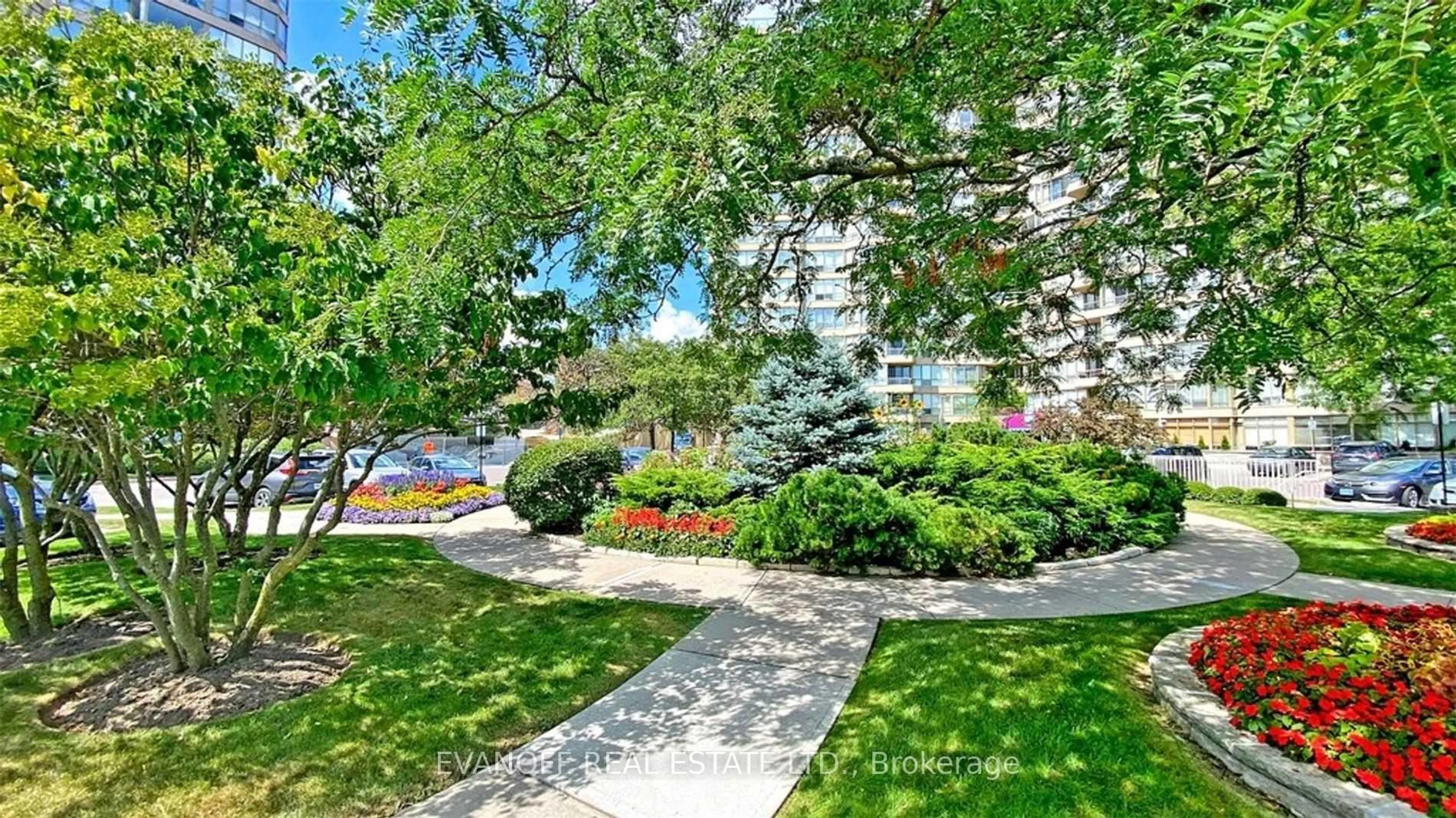 Patio, street for 10 Guildwood Pkwy #1030, Toronto Ontario M1E 5B5