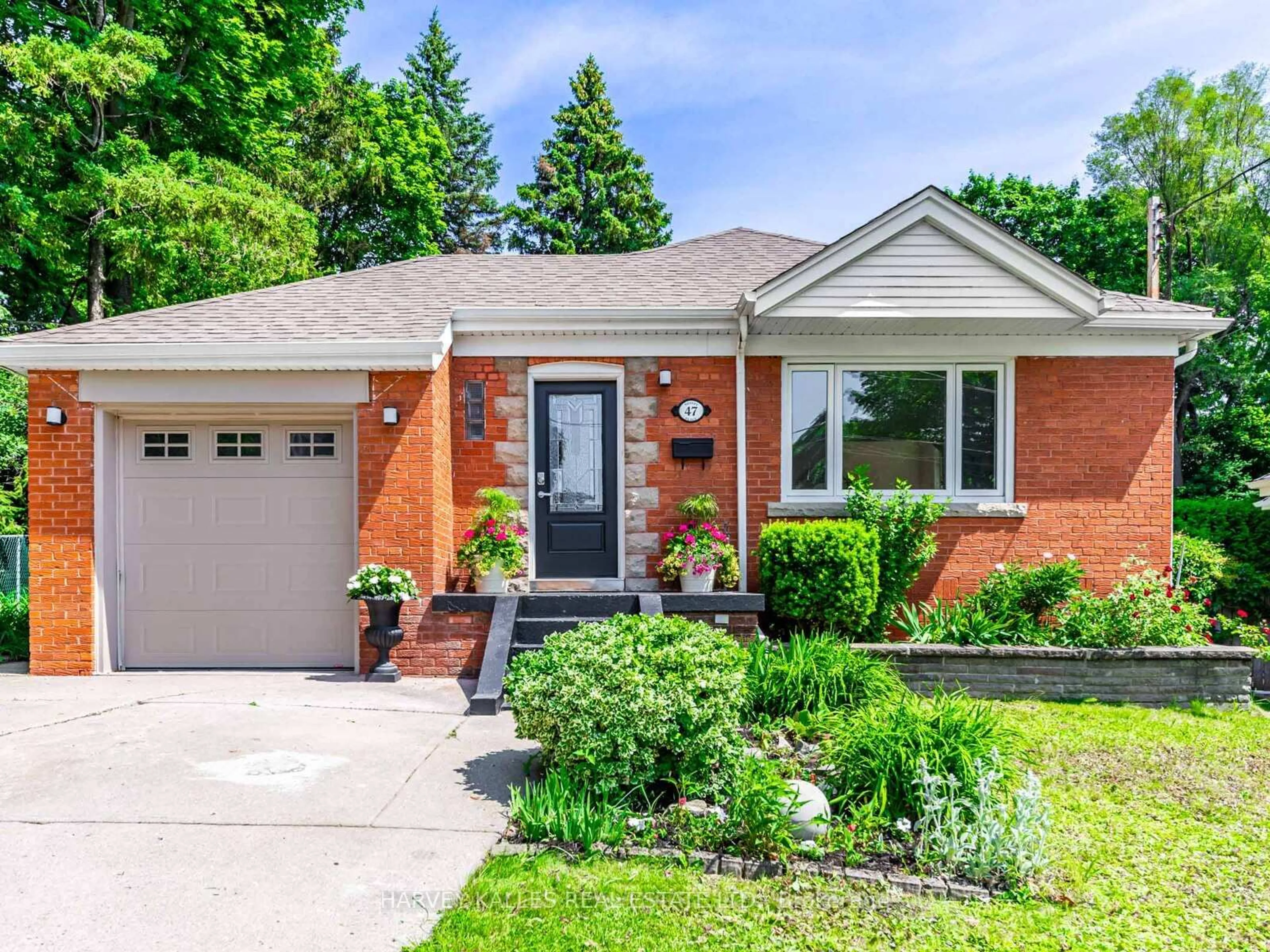 Home with brick exterior material, street for 47 Notley Pl, Toronto Ontario M4B 2M7