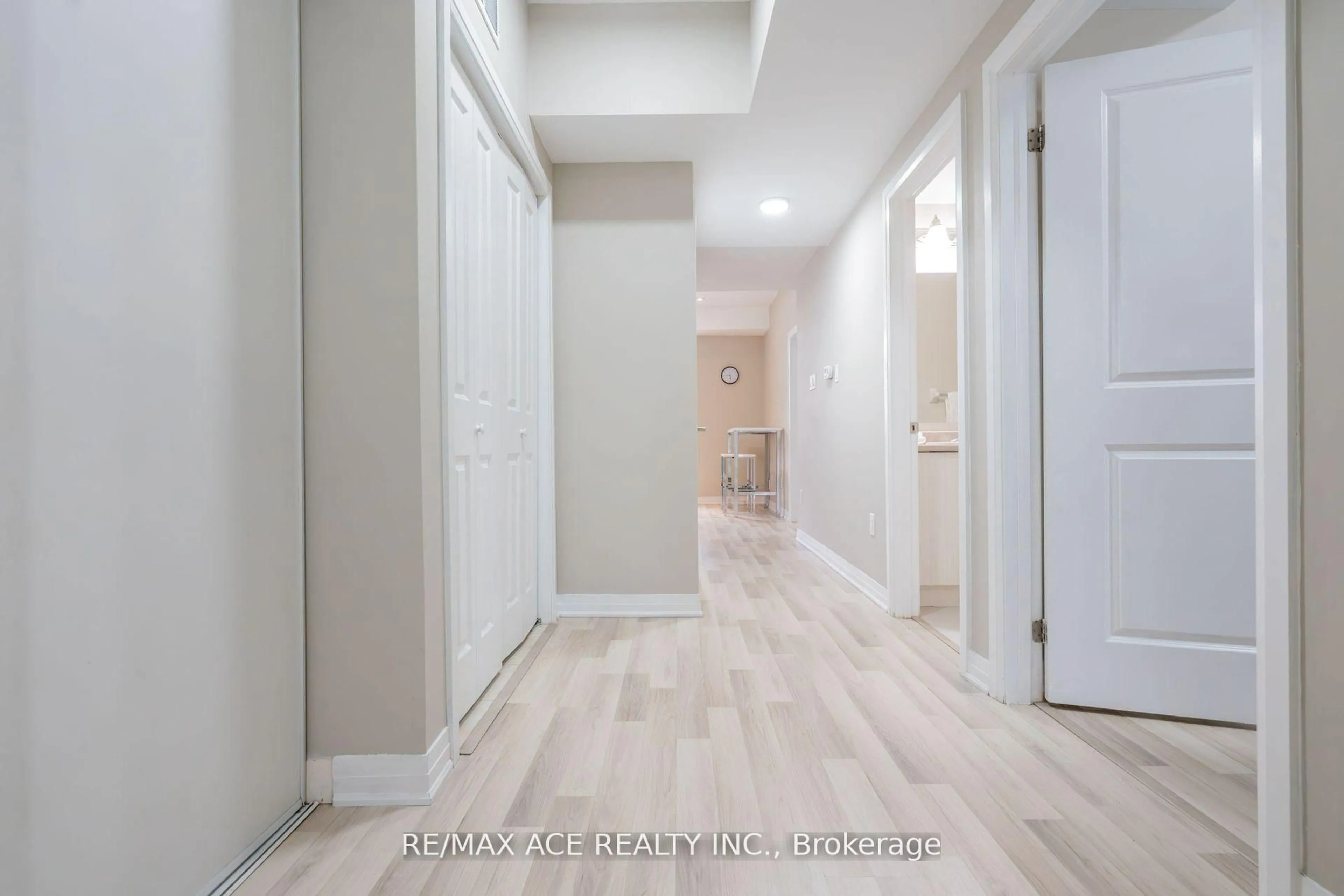 Indoor entryway for 1365 Neilson Rd #23, Toronto Ontario M1B 0C6