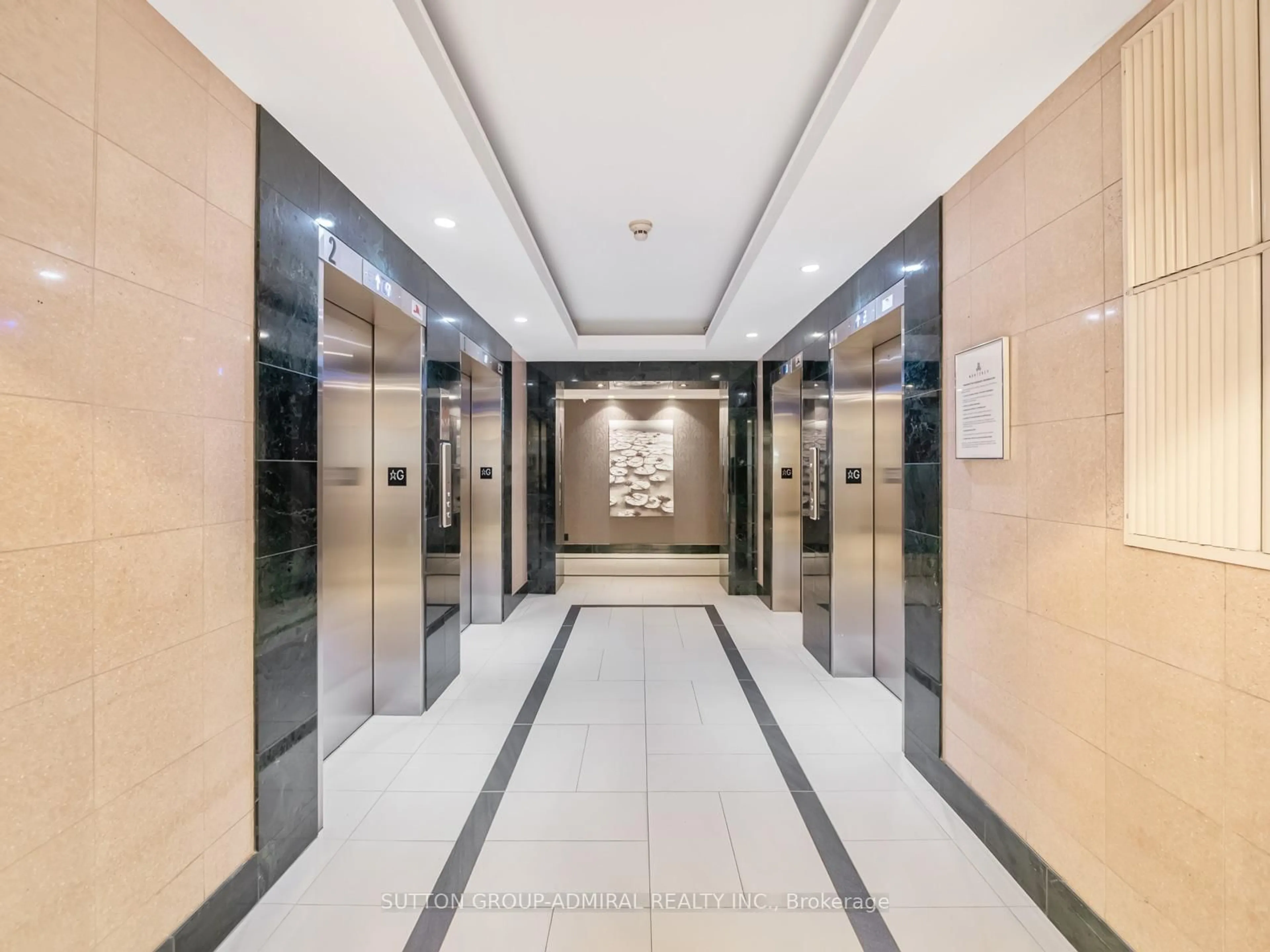 Indoor foyer for 175 Bamburgh Circ #1904, Toronto Ontario M1W 3X8